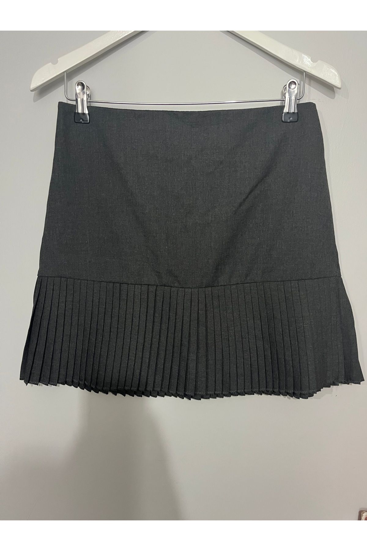 atom butik Piliseli arka bel lastikli kısa etek