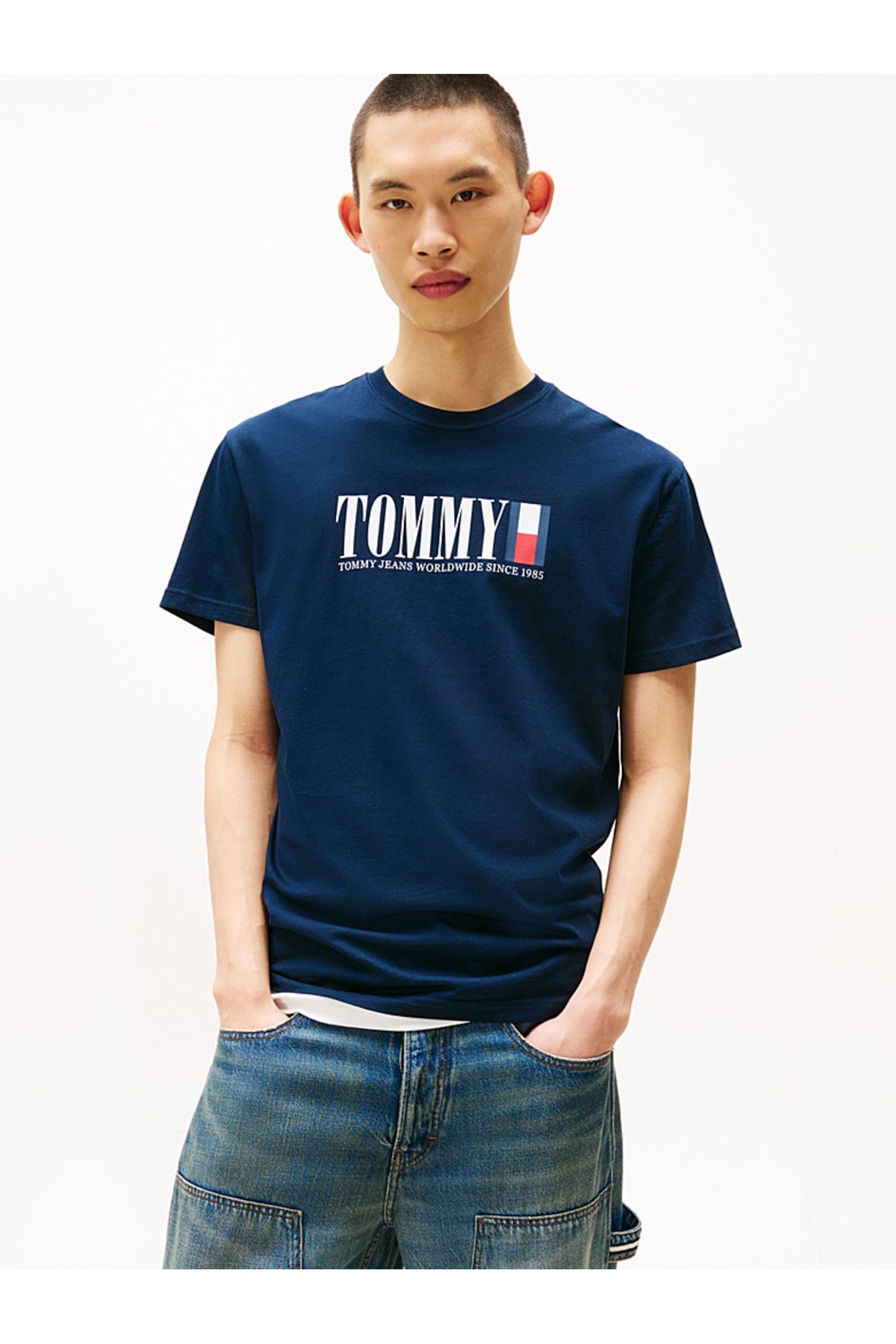 Tommy Hilfiger Logo Crew Neck T-Shirt