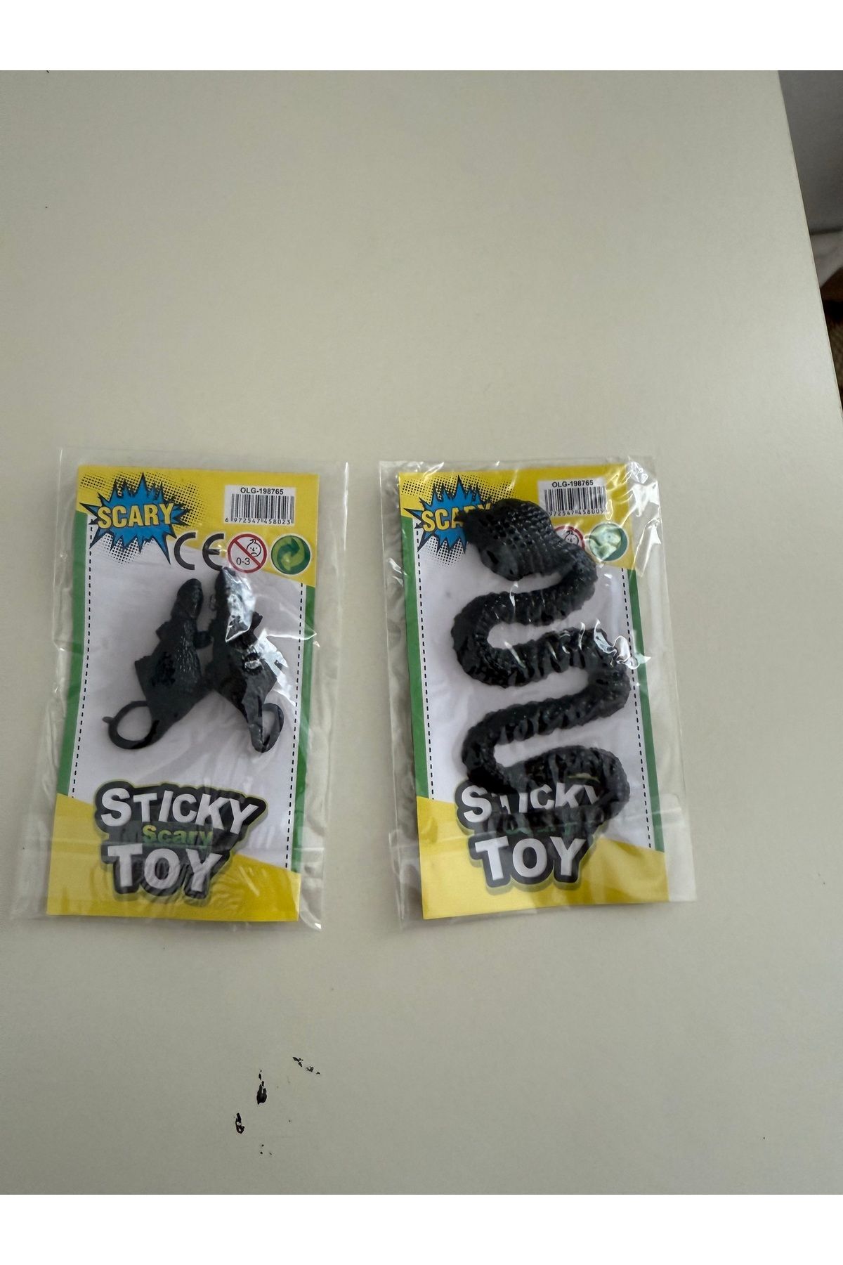 SÜSLÜTASARIM Yapışan oyuncak(şlap)fare,yılan(2li)