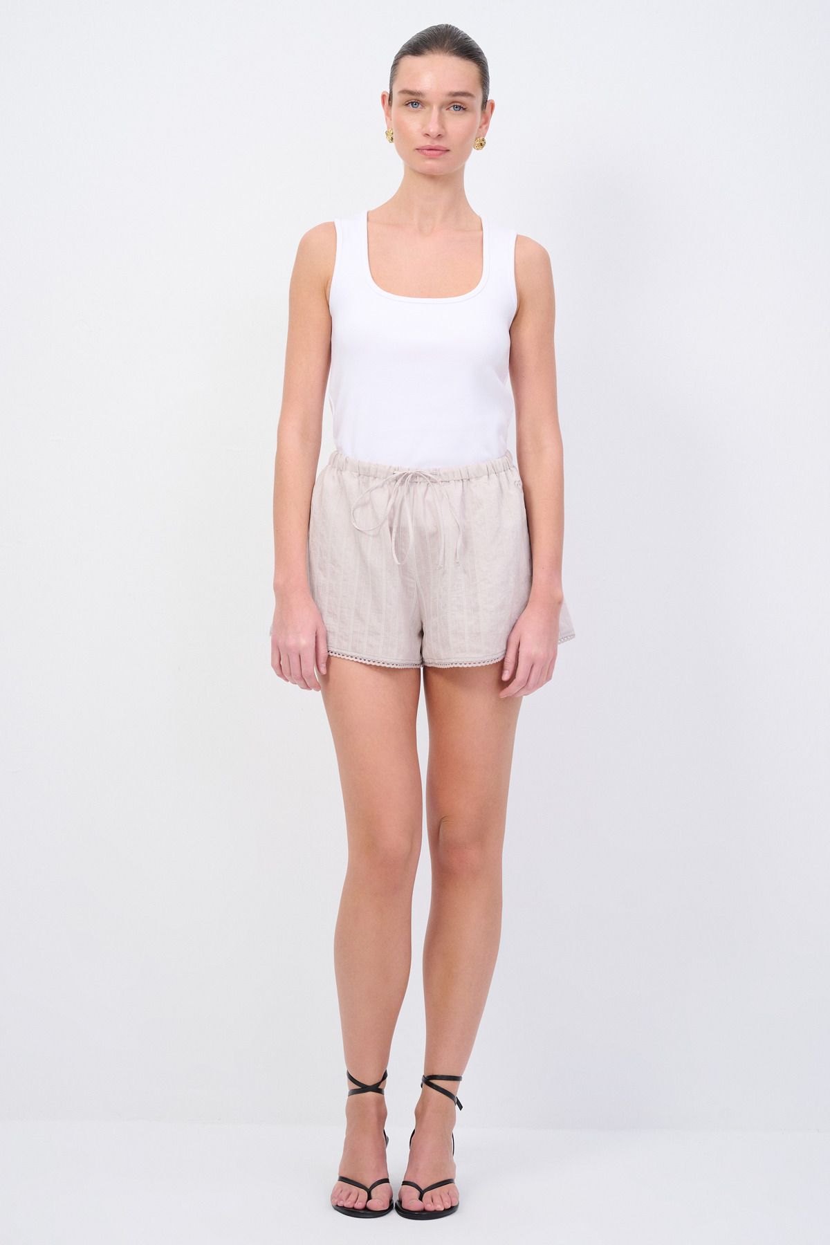 Love My Body Moda Tutkusu Beli Lastikli Şort