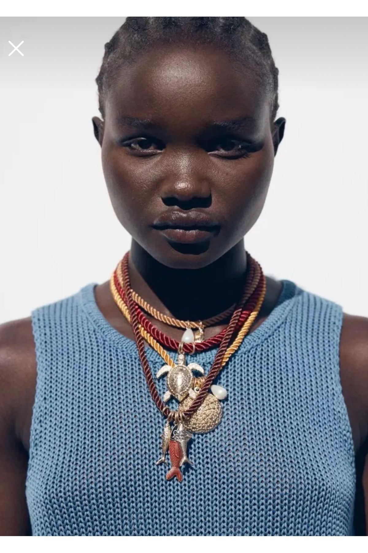 BLACK Kolye