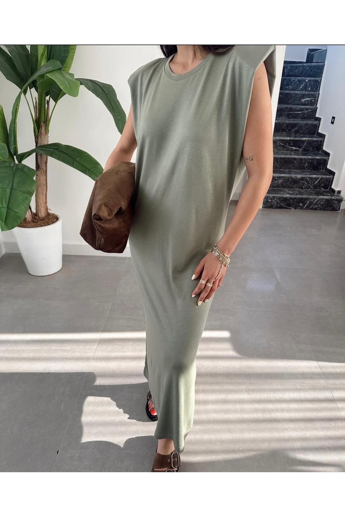 La Perla Boutique vatkalı midi penye elbise
