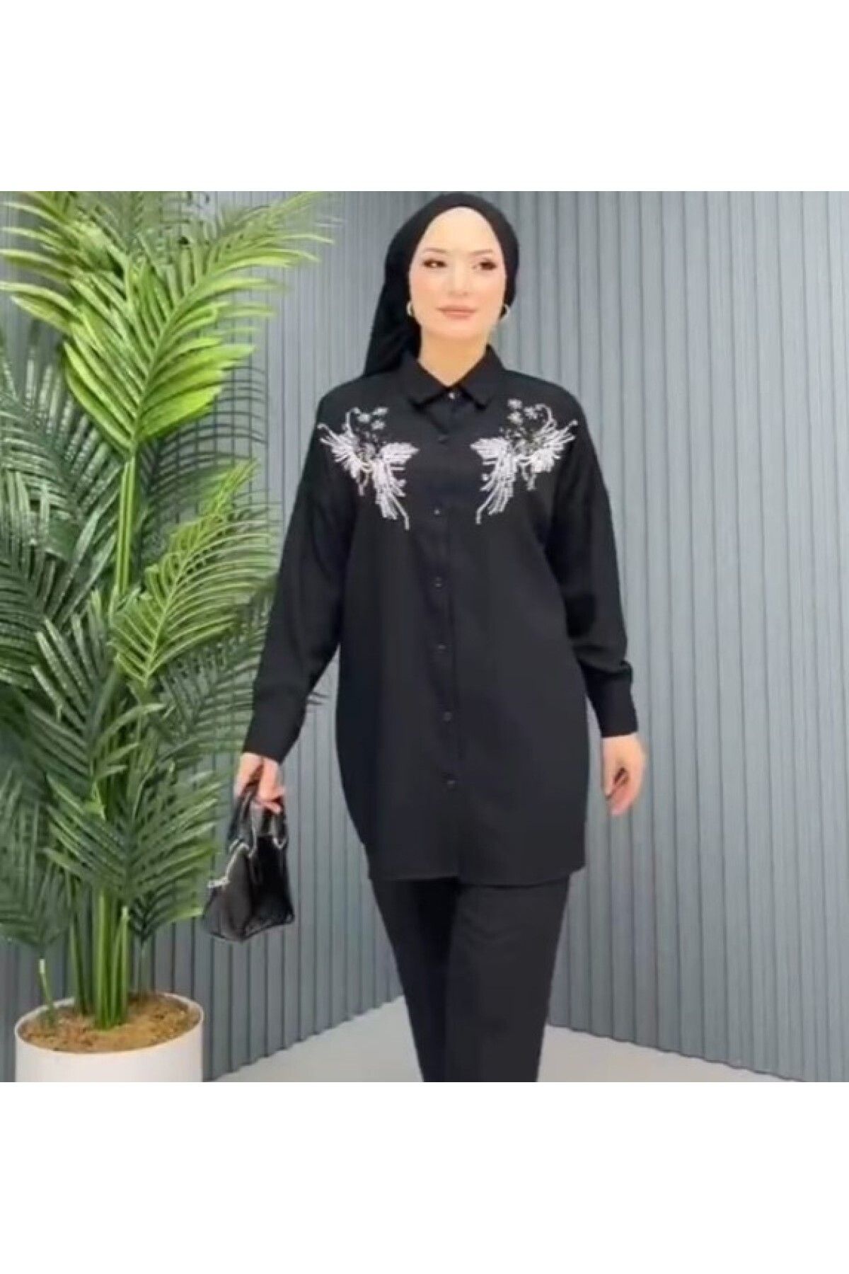 gacir GACİR Boncuk Taş Nakış İşlemeli Pamuklu Oversize Gömlek