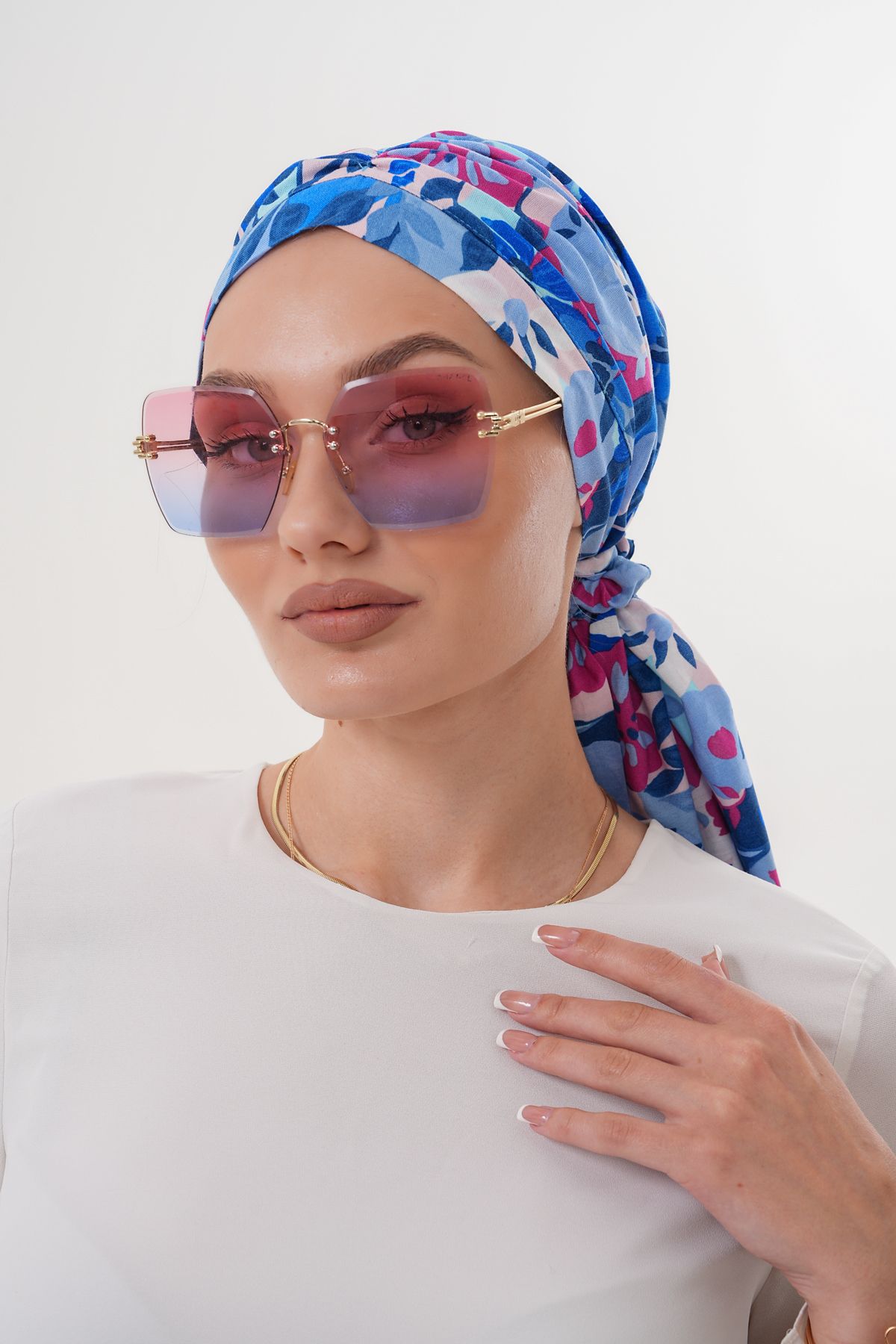 MAG FASHİON Desenli Tokalı Bone Tesettür bone