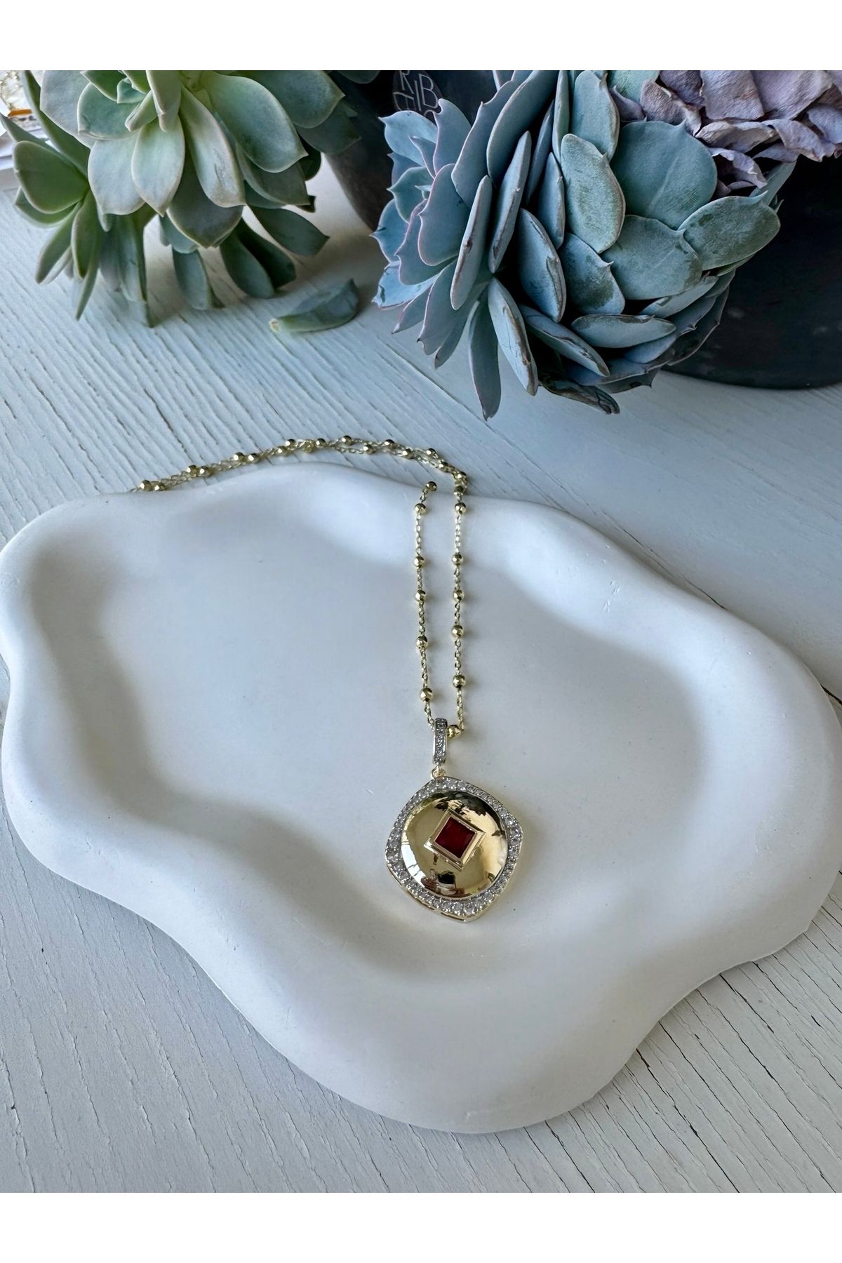 Gilia Jewelry Pembe Zirkon Taşlı Kolye