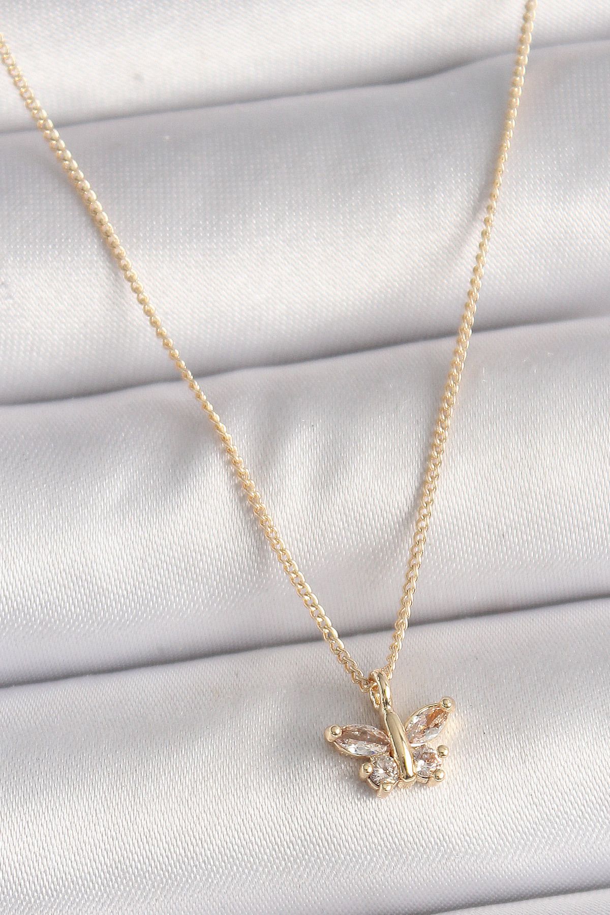 Angel Of Life Pirinç Gold Renk Zirkon Taşlı Kelebek Model Kadın Kolye - TJ-BKO9824