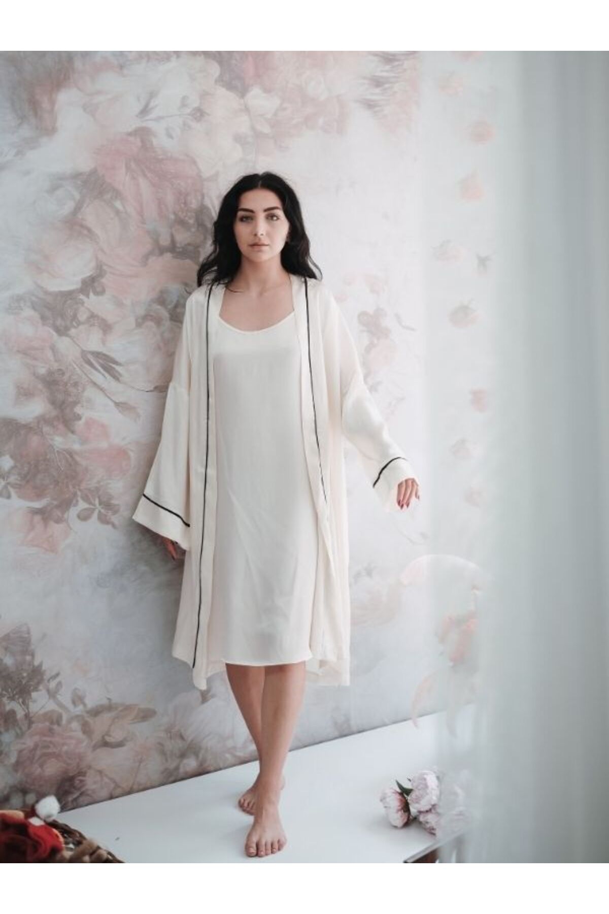Loom Of Grace %100 İPEK PEARL SABAHLIK