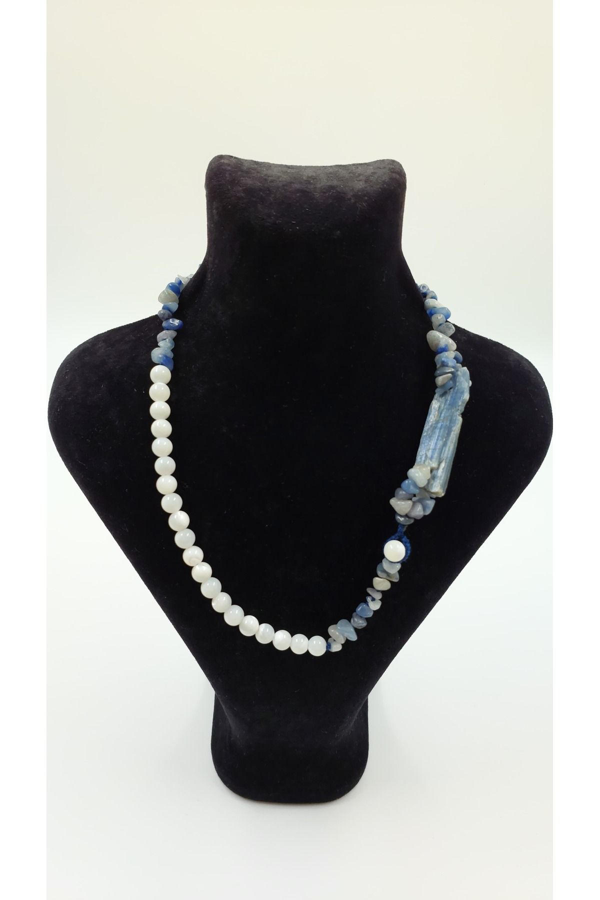 R G Handmade Design “Mavi Derinlikler” – Kyanit & Doğal Taşlı El Yapımı Kolye