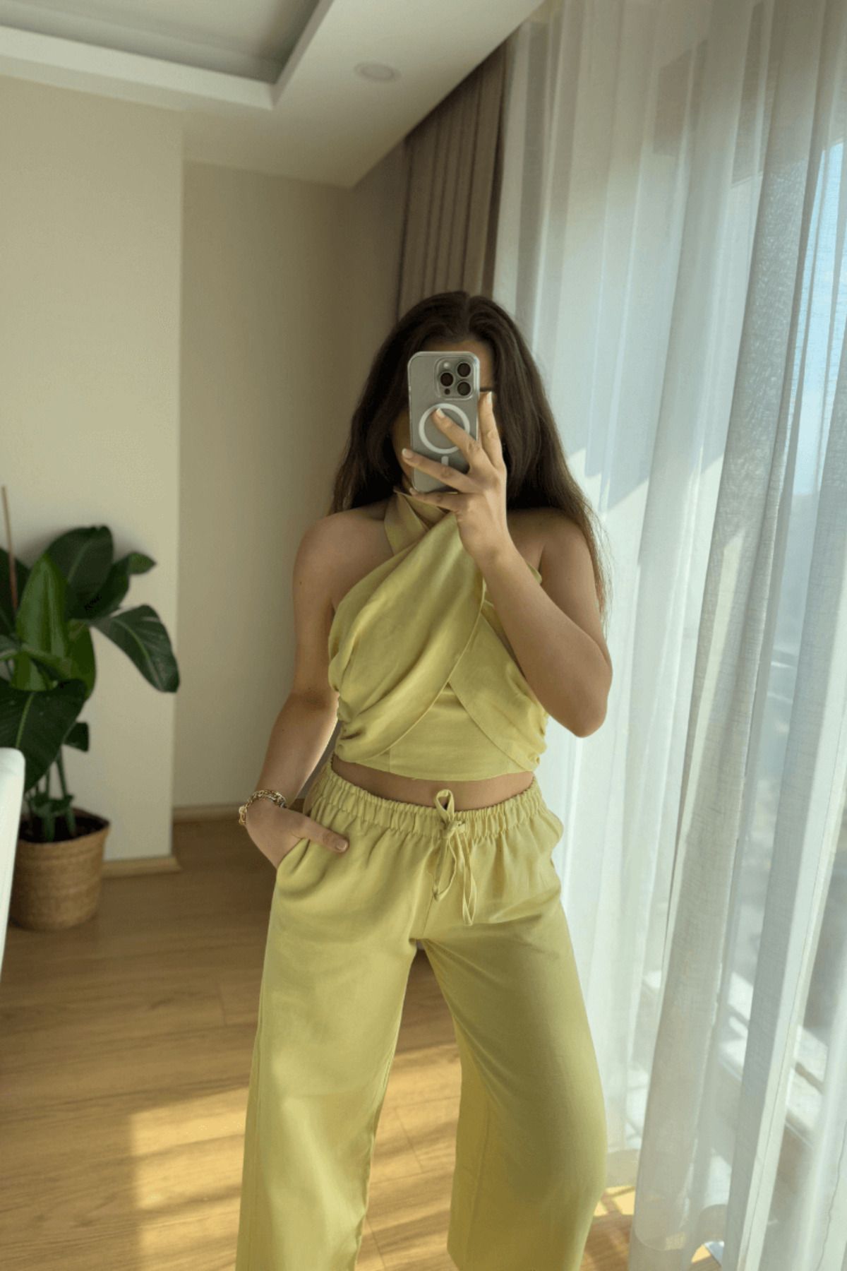 SEHOO Sarı Halter Yaka Boyundan Bağlamalı Bluz Takım