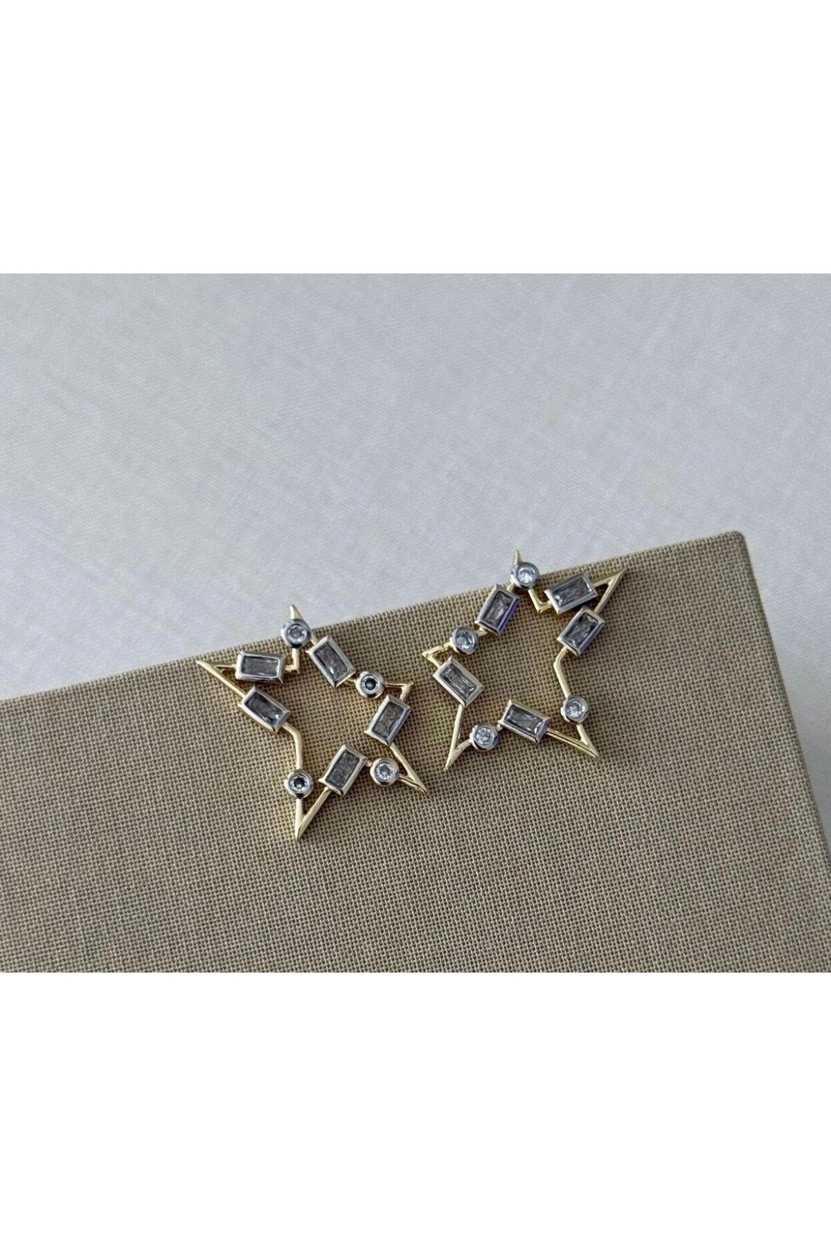 Vinya jewelry Yıldız Zirkon Taş Tasarım Küpe