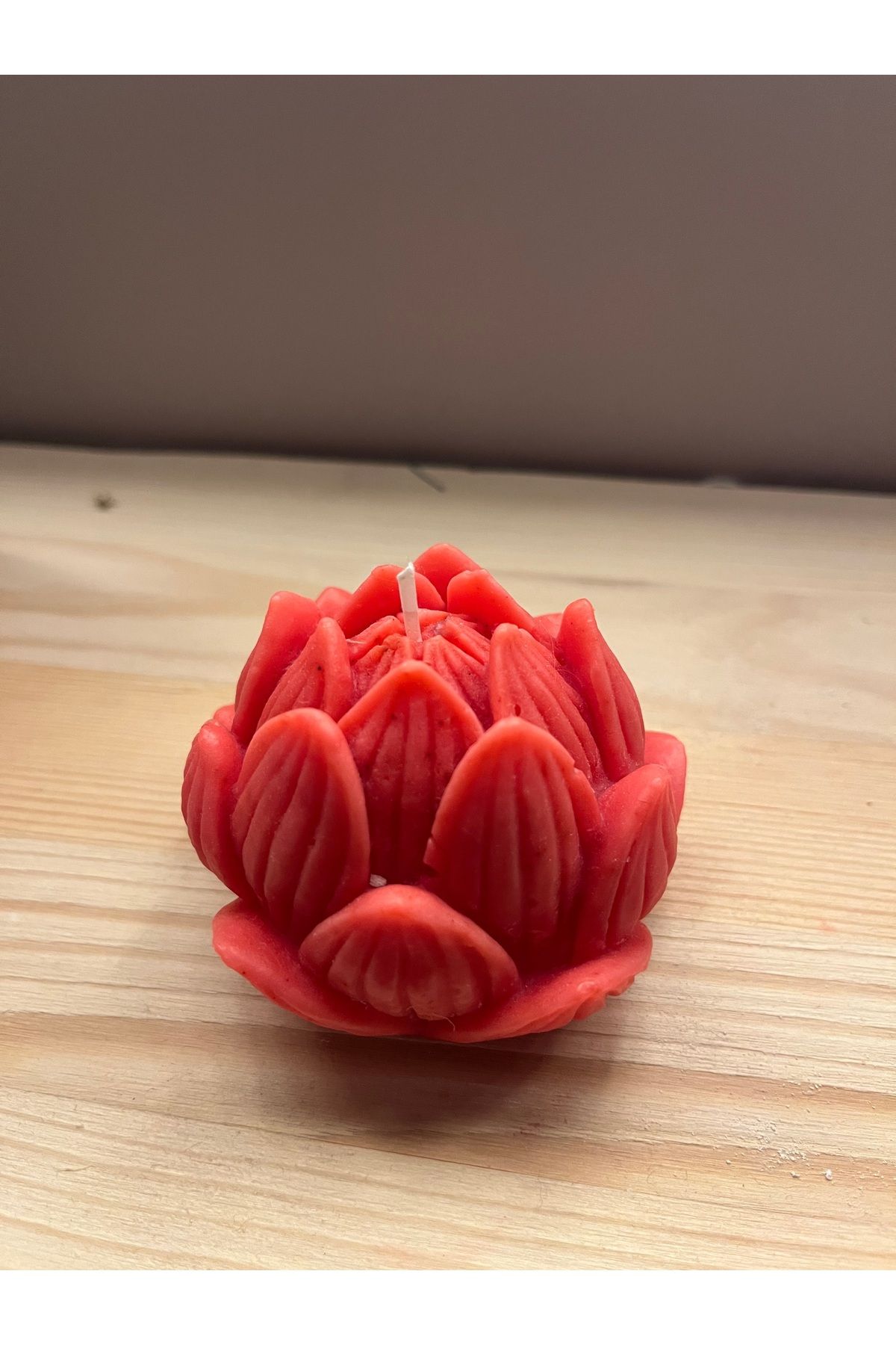 Lümen Aura Lotus Çiçeği Şeklinde Dekoratif Mum