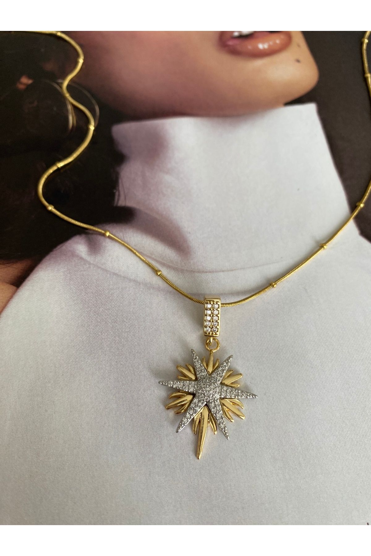 Pinery Jewels VIP SERİ - Kutup Yıldızı Zirkon Taşlı Kararmaz Paslanmaz Çelik Kadın Kolye – Modern ve Şık Tasarım