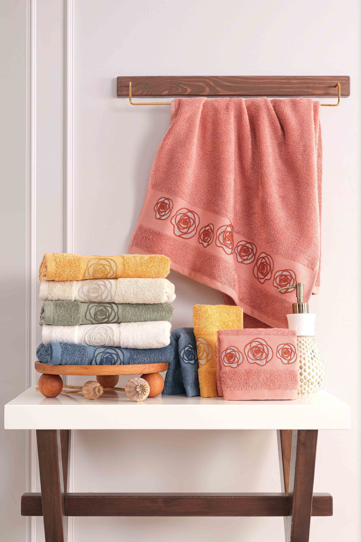 MARİBOR SHİNE - %70 Bambu / %30 Pamuk Suzeni Nakışlı El Havlusu - 6'lı Set 50x90