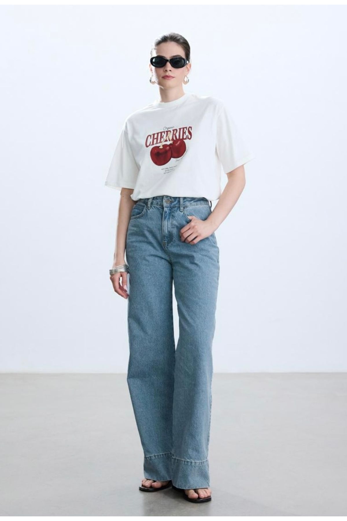 Vienna Wear Kiraz Baskılı Oversize T-Shirt
