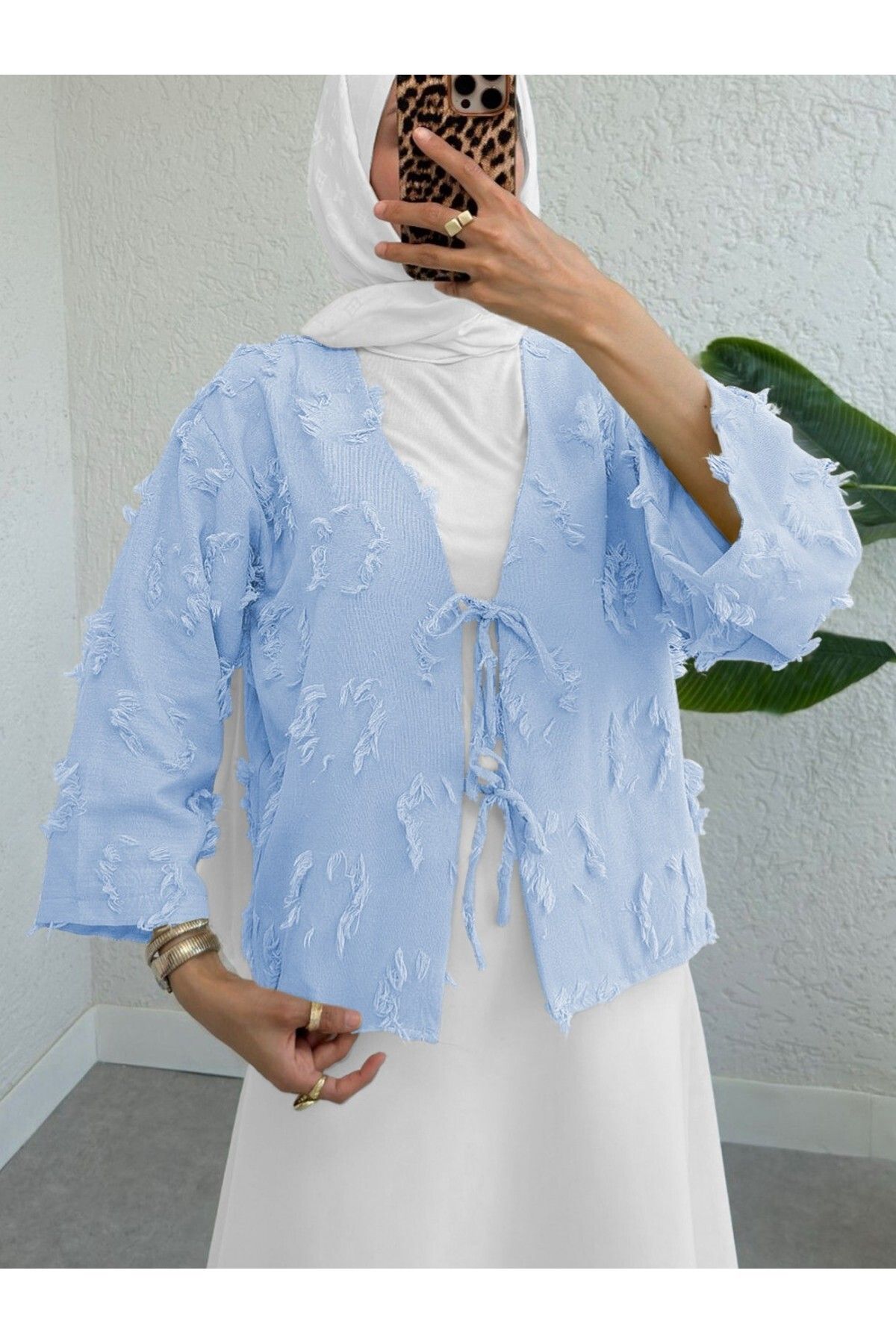 Modamorfo Tek Düğmeli Püskül Detaylı Yırtmaçlı Kimono -Mavi