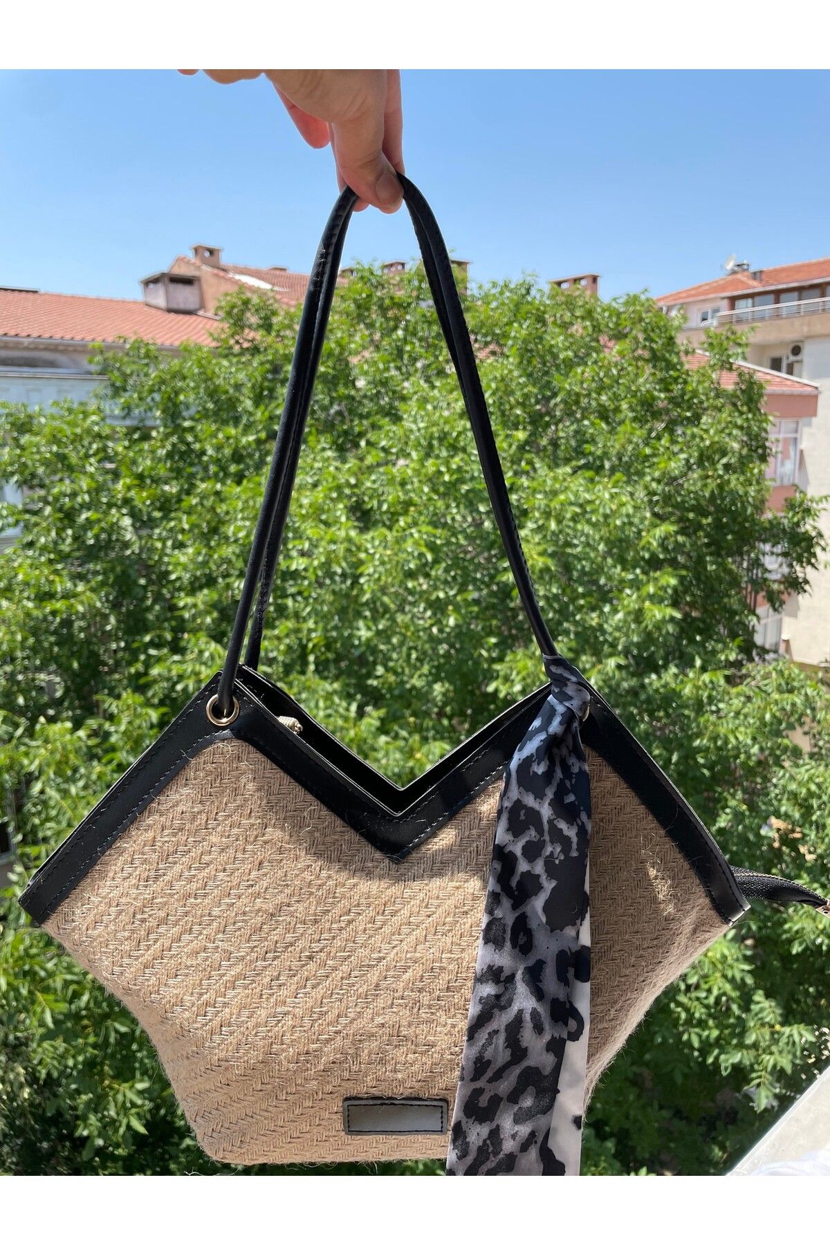 MODA LİMONBAGG YENİ SEZON FULAR VE HASIR DETAYLI KADIN OMUZ ÇANTASI