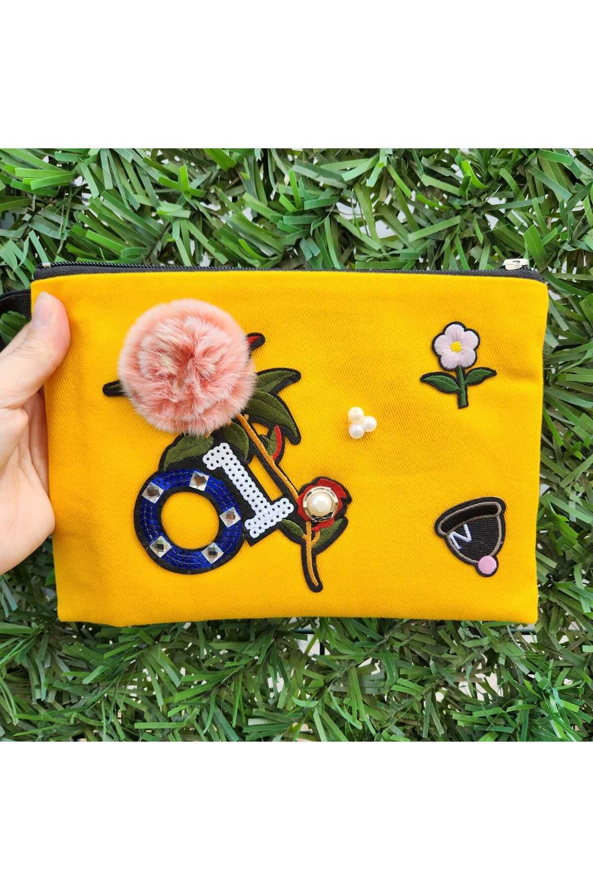 vengri Kadın Özel Tasarım Astarlı Clutch Bez Nakış ve Armalı Portföy El Makyaj Plaj Çantası Sarı Ponpon