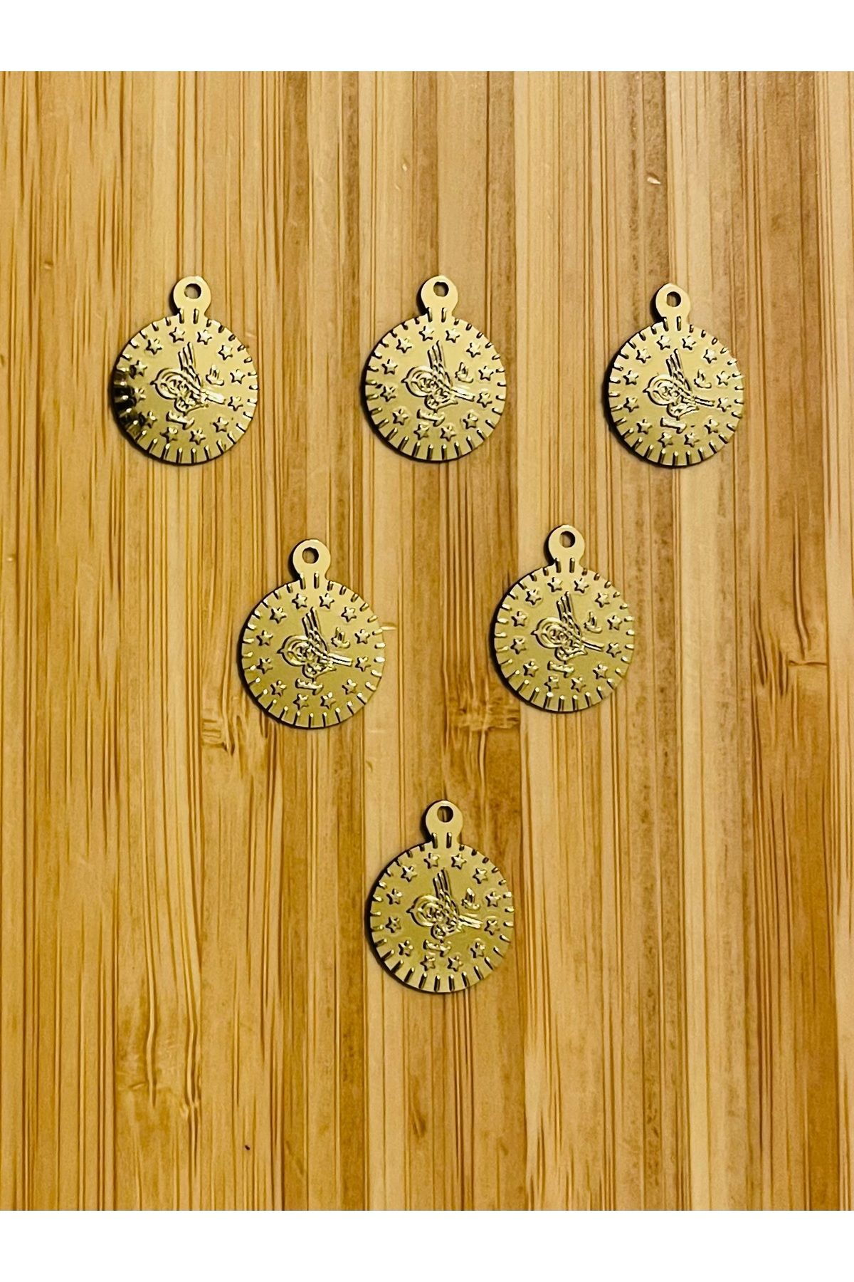 Öztürk Ince Kaplama Tuğra Plastik Pul 13mm. Tahmini 220 Adet Civarı. Gold.