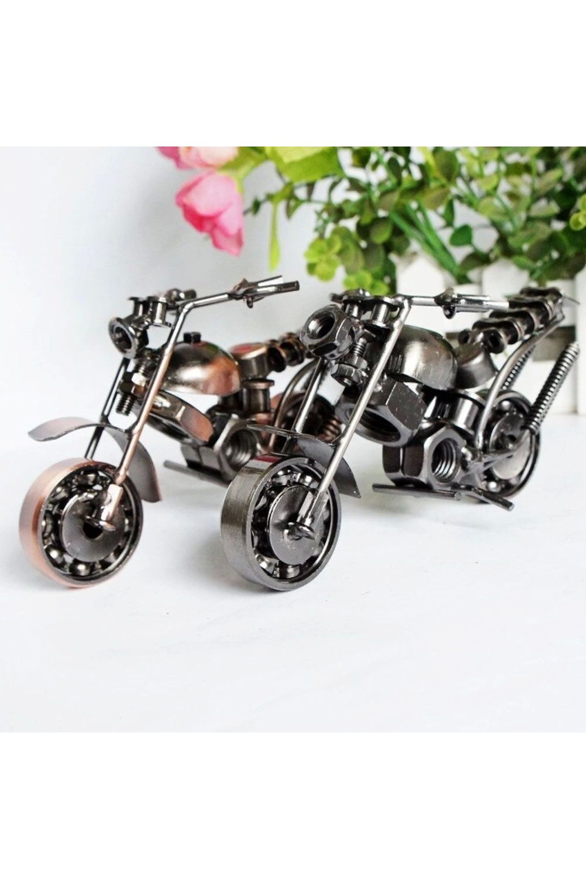 Nemere El Yapimi Dekoratif Metal Motor
