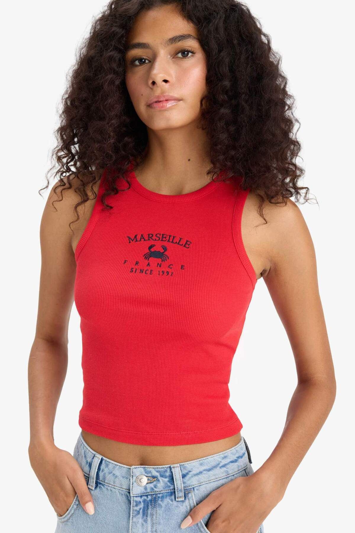DeFacto Slim Fit Dar Kesim Baskılı Halter Yaka Fitilli Kaşkorse Atlet F6238AX25HS