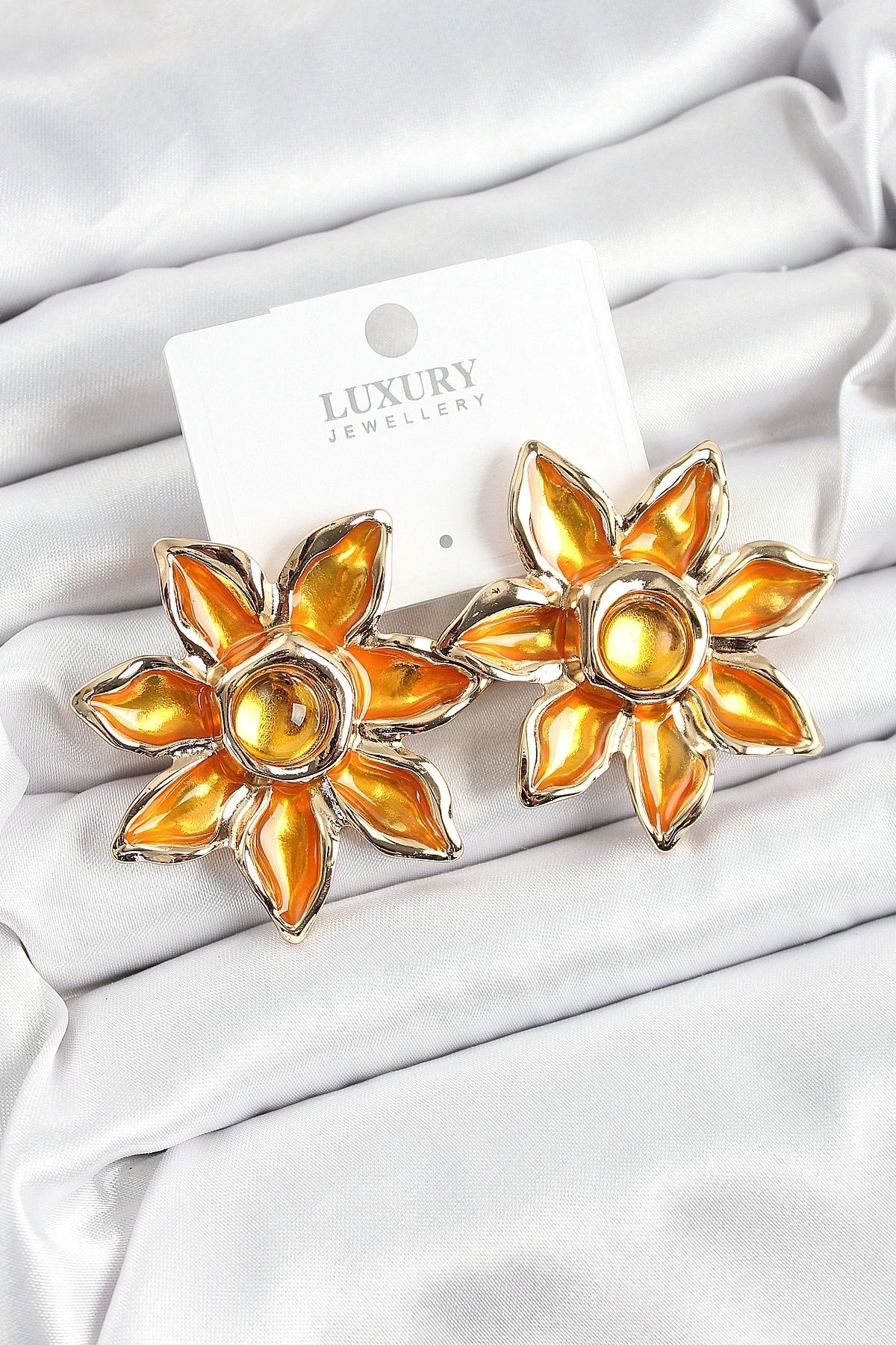 GLIMMERY Pirinç Mineli Alevli Çiçek Model Gold Renk Kadın Küpe