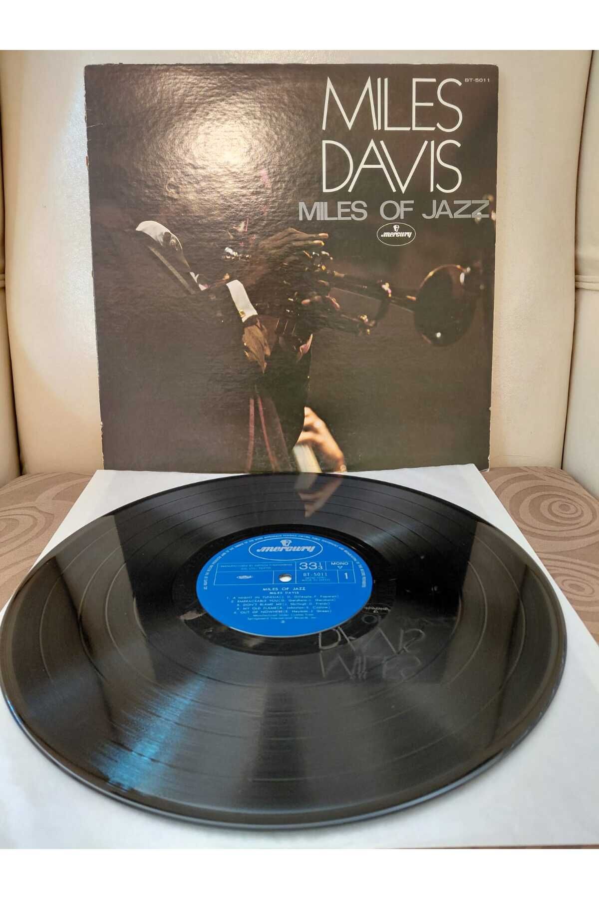 Plakperest Miles Davis – Miles Of Jazz -1975 Japonya Basım Albüm -33 lük LP Plak -2.el