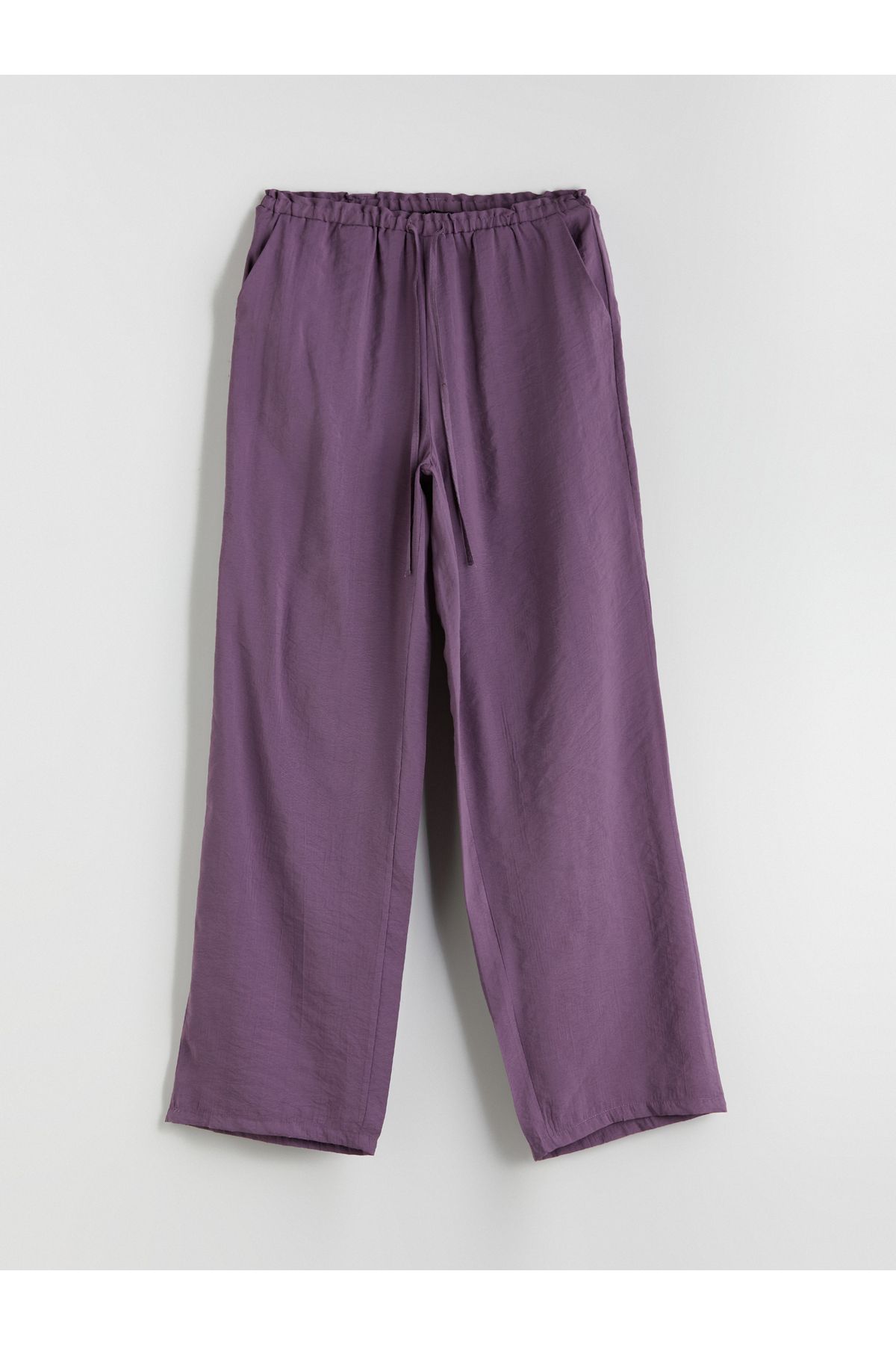 LC Waikiki Beli Lastikli Geniş Paça Kadın Pantolon