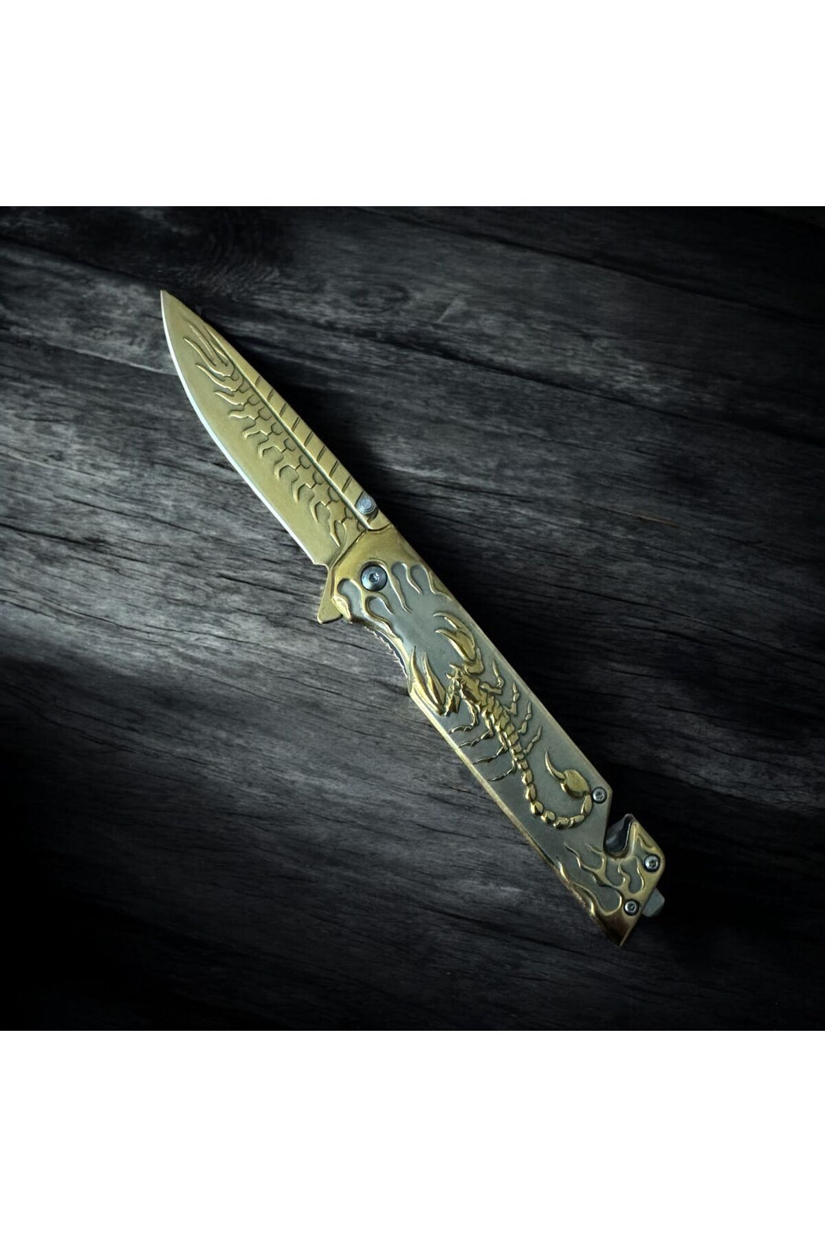 hafız ömer efendi değişmeyen kalite 1829 Gold Scorpion Motifli Çelik Çakı