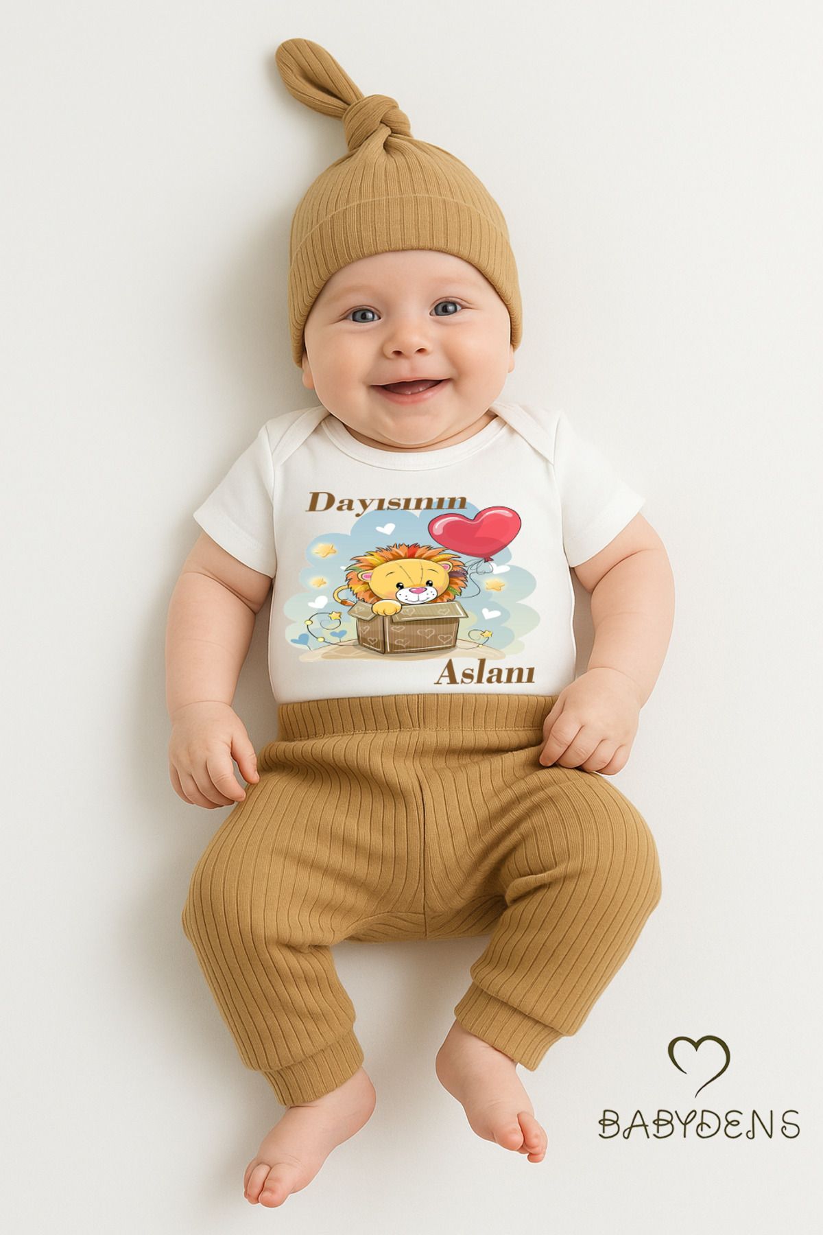 BABYDEN'S Dayısının Aslanı Yazılı 3'lü Bebek Takımı - Çıtçıtlı Body, Ribana Şapka ve Pantolon - %100 Pamuk Set