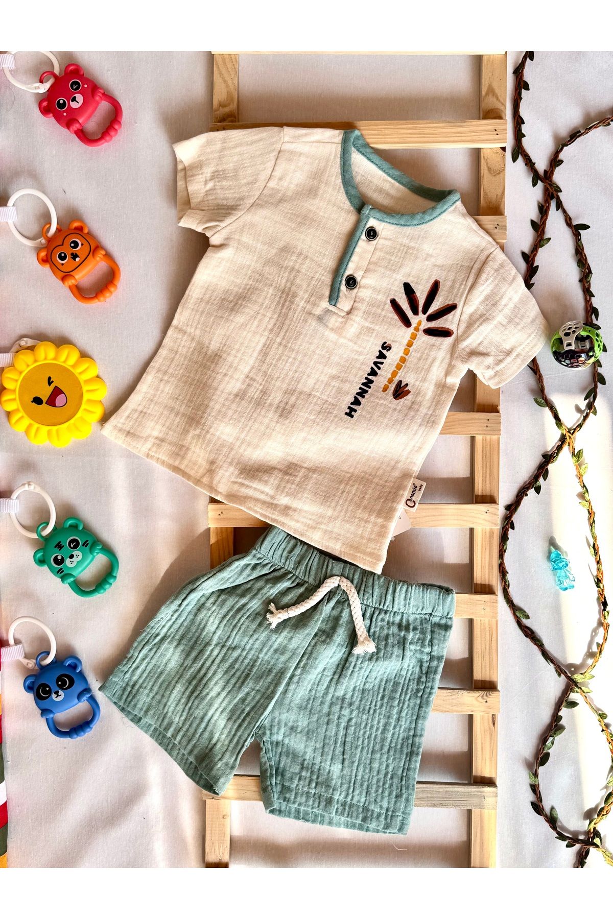 KapsülBebek %100 Organik Pamuk Müslin Bebek Yazlık Takım -Unisex – Palmiye Baskılı Tişört & Şort 2’li Set