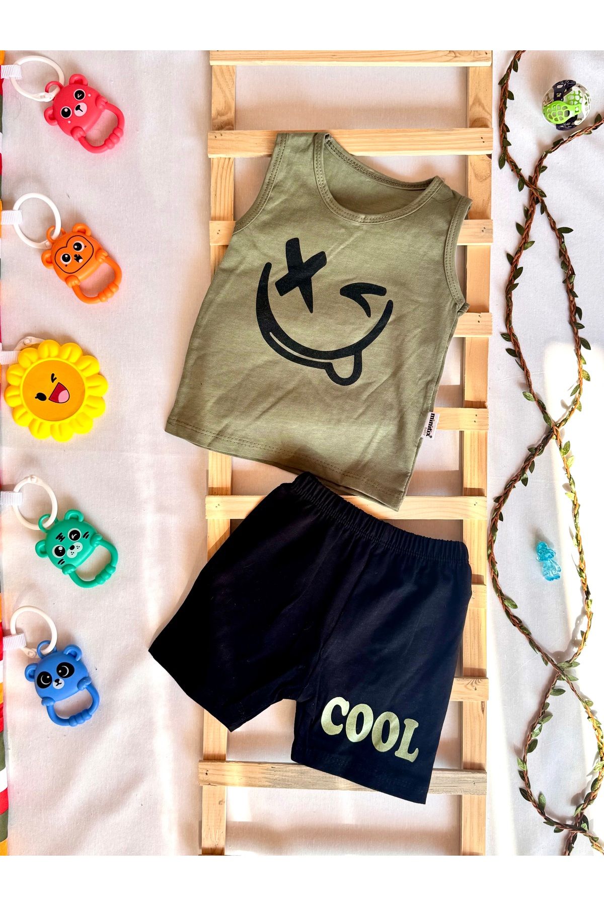 KapsülBebek %100 Organik Pamuk Yazlık Erkek Bebek Takımı – COOL Baskılı Atlet Şort 2’li Set, Modern Stil