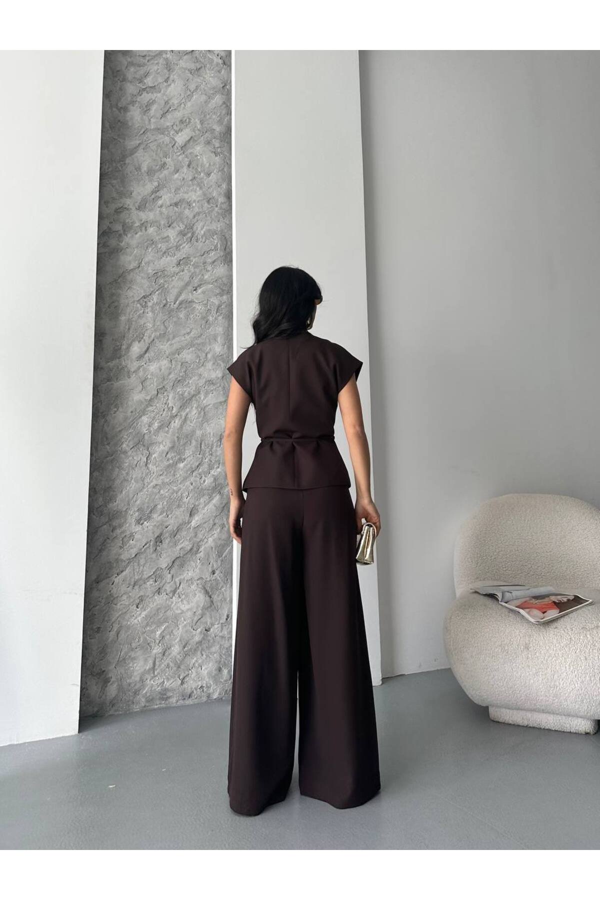Ensemble gilet à nouer pour femme marron - Görsel 8