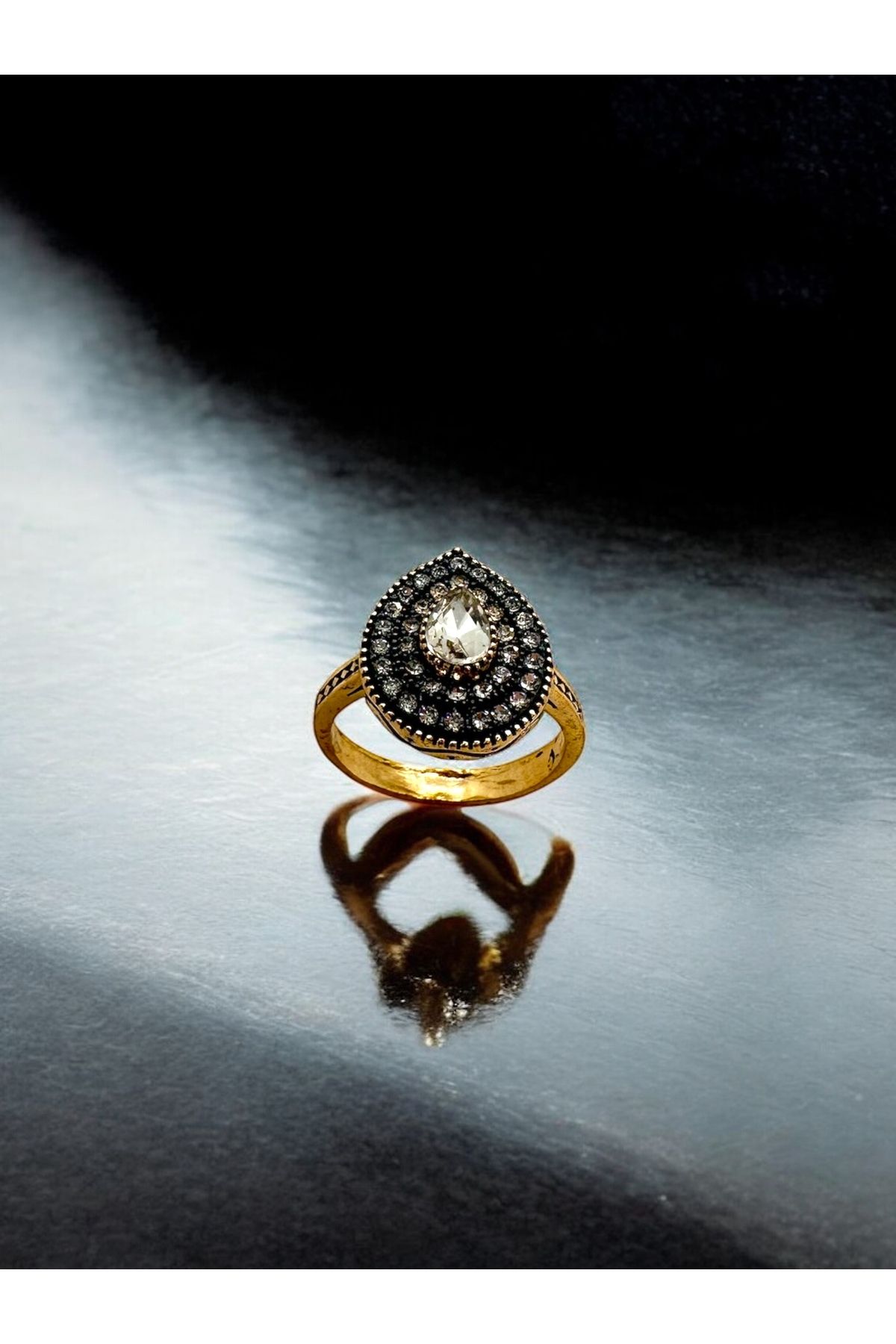 FUYA JEWELLERY Zirkon Taşlı Damla Yüzük