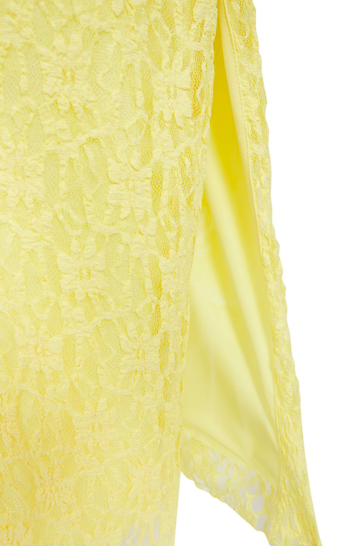 Trendyolmilla  Açık Sarı Dantel Bodycon Sırt Dekolteli Esnek Örme Elbise TWOSS25EL00485 - Görsel 6