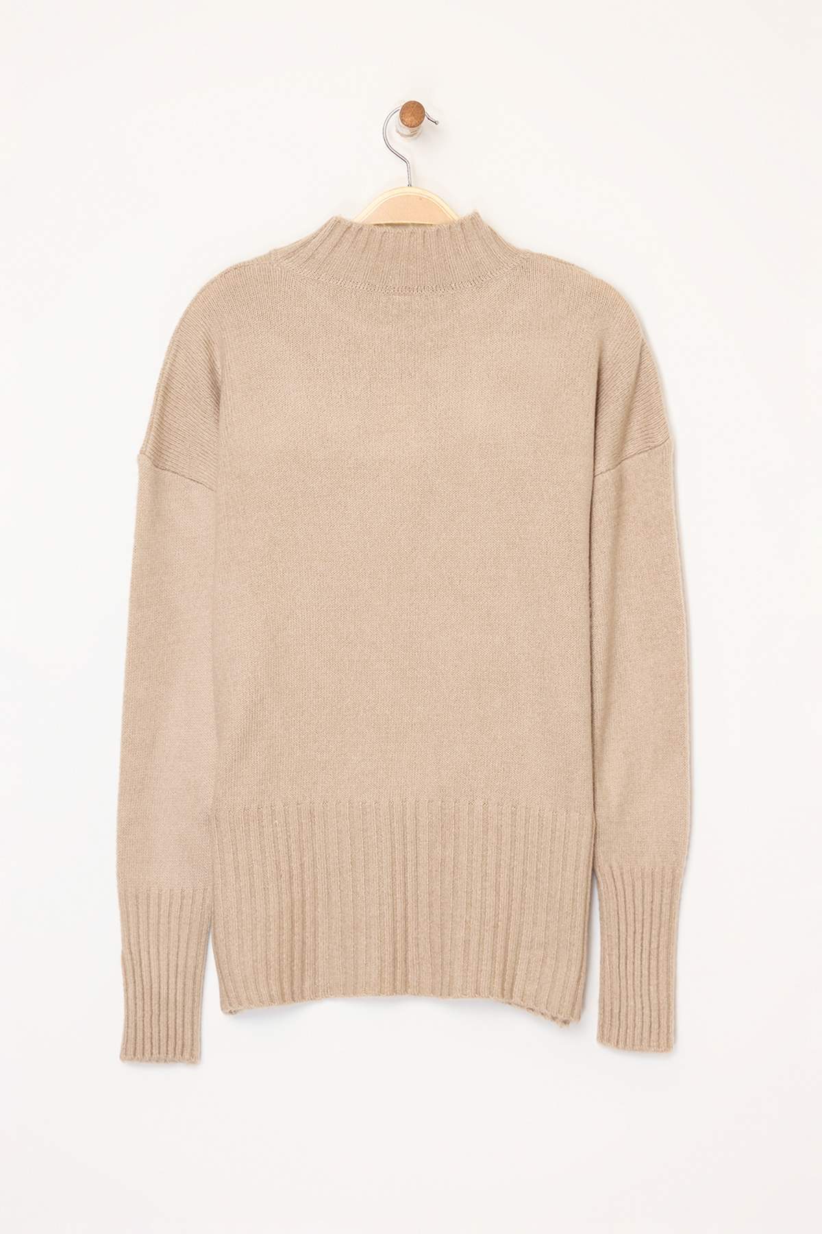 Trendyolmilla  Vizon Geniş Kalıp Yumuşak Dokulu Basic Triko Kazak TWOAW23KZ00490 - Görsel 9