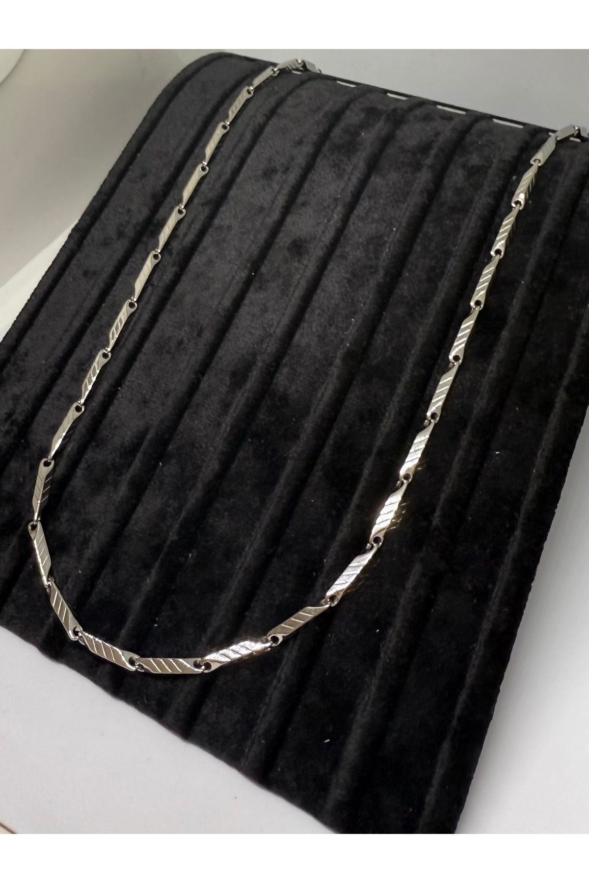 Gulsah's Store Çelik çizgi detaylı hibrit model erkek kolye