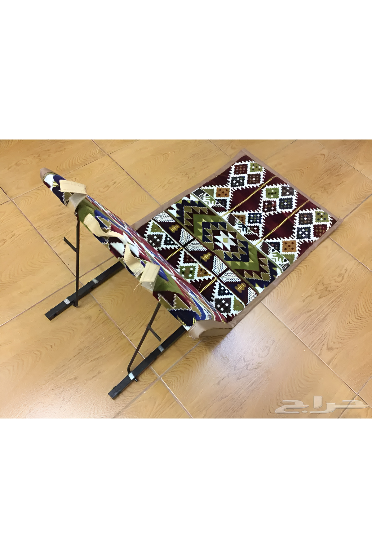 كرسي أرضي للرحلات قابل للطي شخص واحد