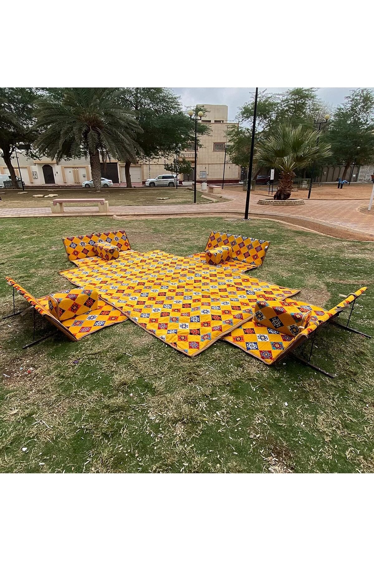 مجموعة جلسات خارجية أرضية للبر تتسع 8 أشخاص – قماش سوري