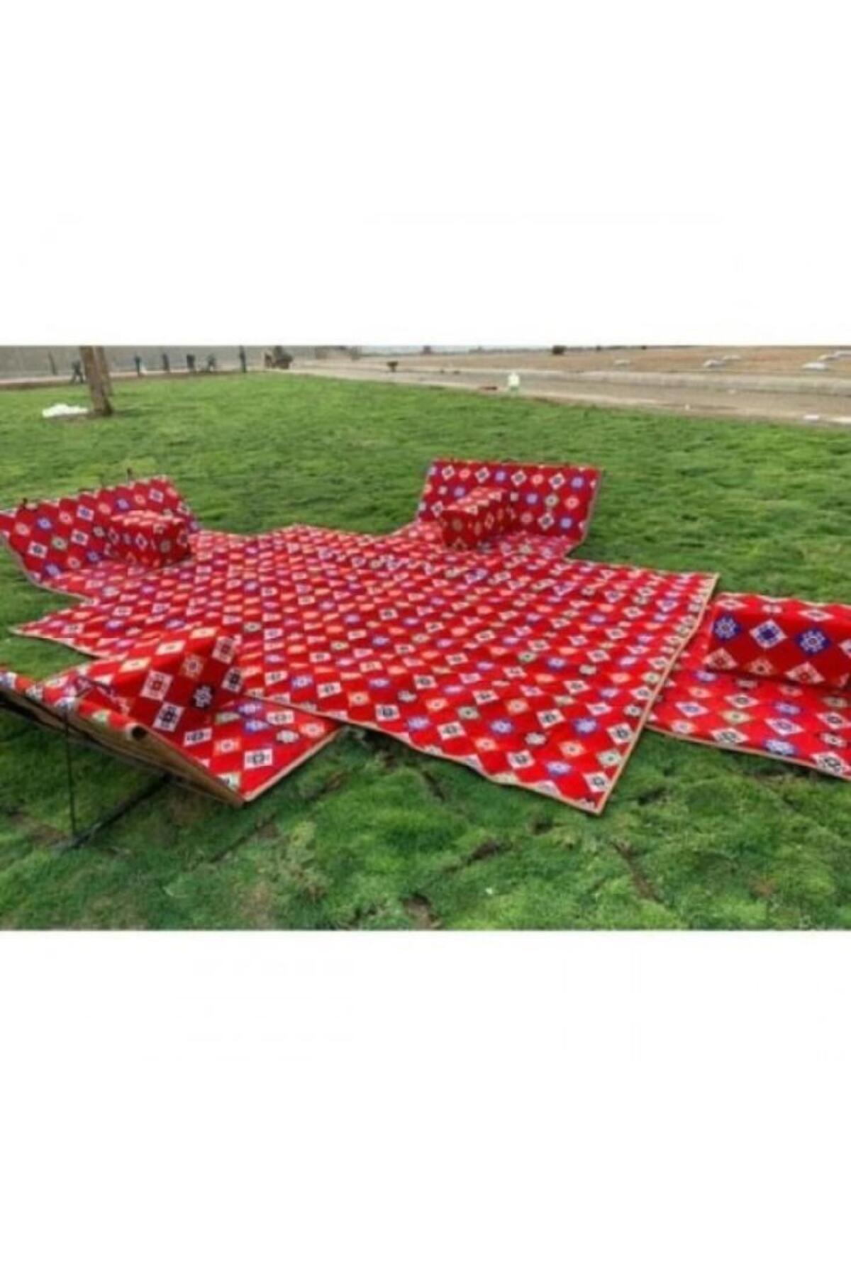 مجموعة جلسات أرضية خارجية للحوش بتصميم قماش سوري – عنابي