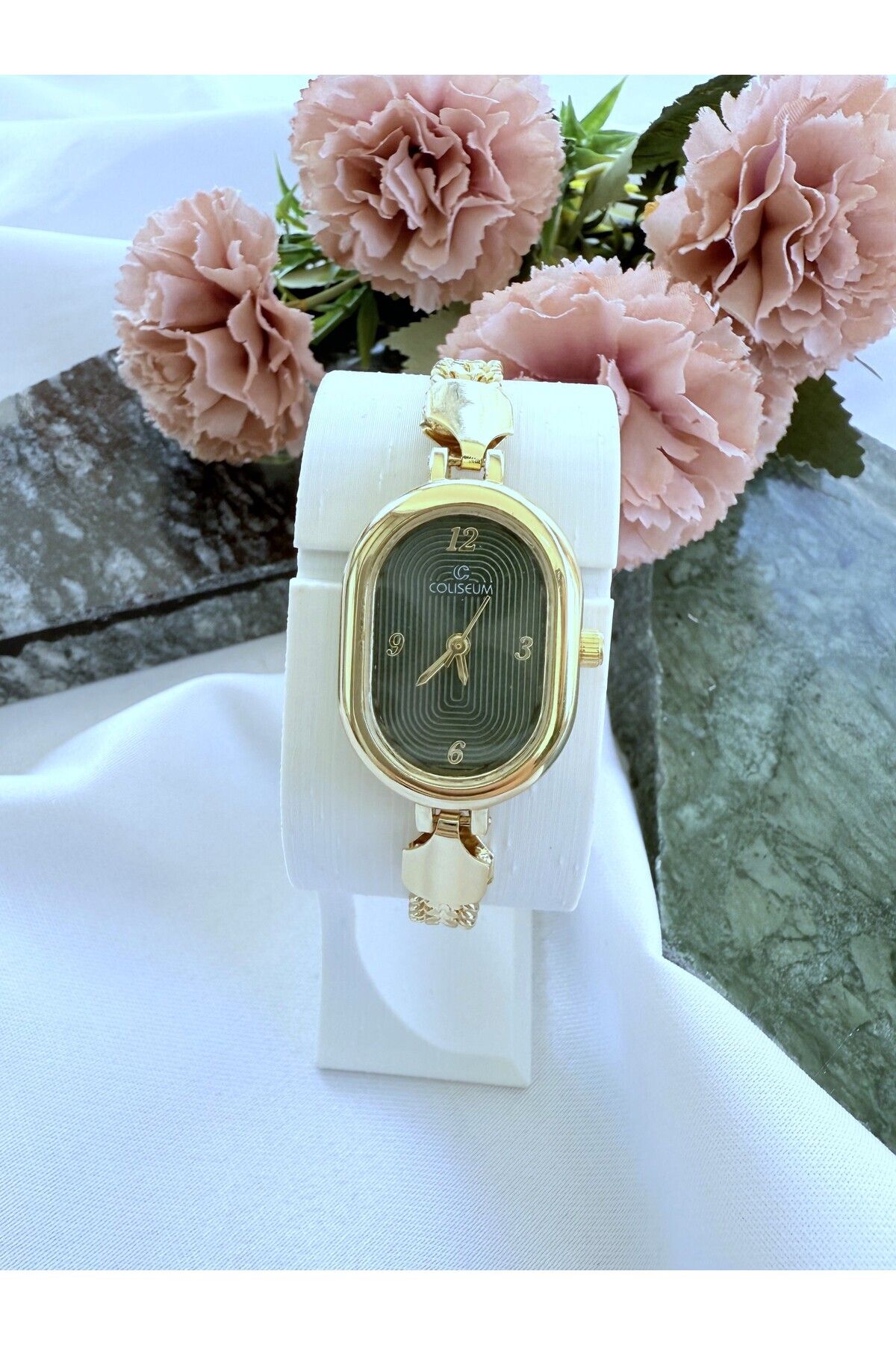 Mazzy Vintage Oval Gold İçi Yeşil Kadın Kol Saati
