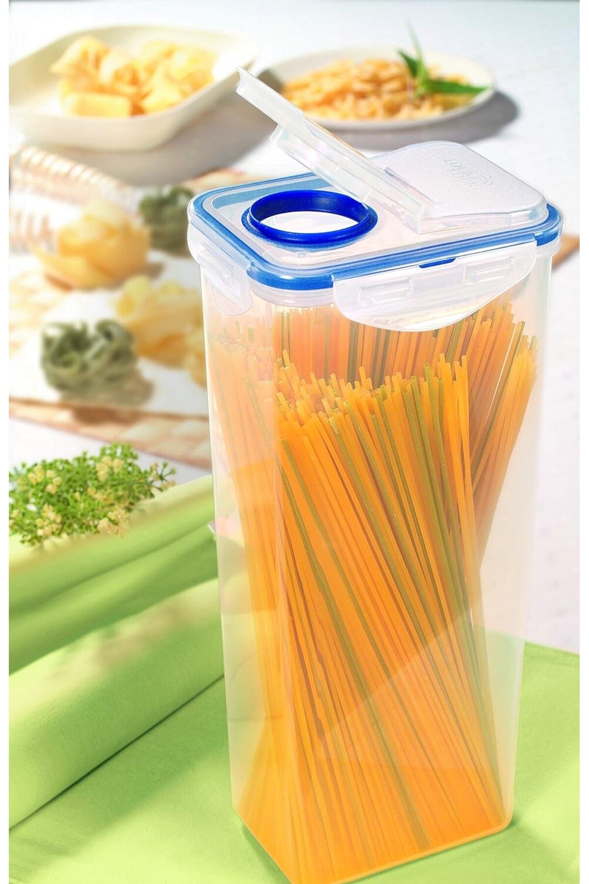 locknlock-2.4L Rectangular  Airtight Food Storage  with Flip Lid 3