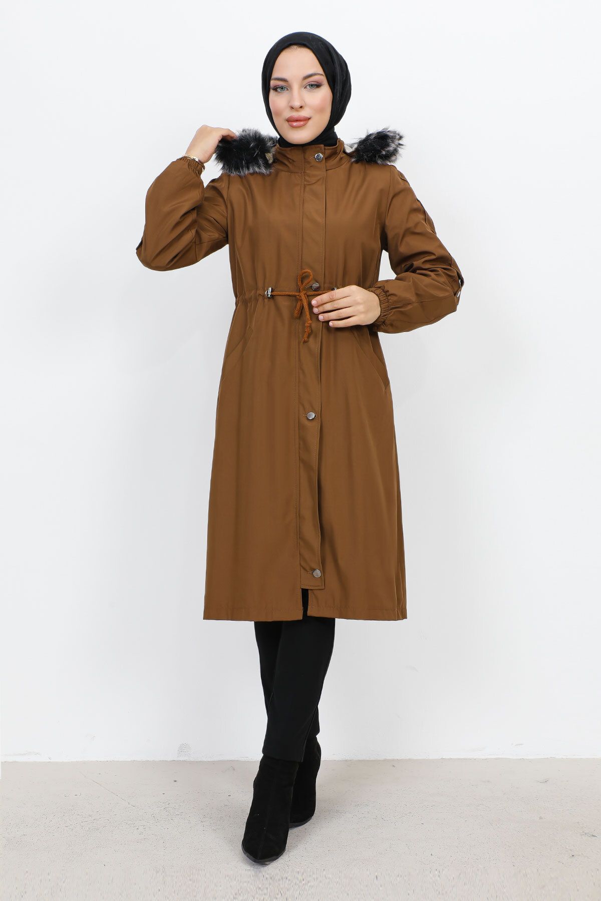 Tesettür Dünyası-Medium Length Bondit Coat with Plush Lining TSD231114 Tan 1