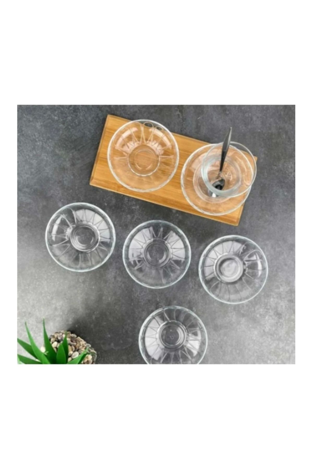 Paşabahçe-6-Piece Engraved Glass Tea Plate P54451 3