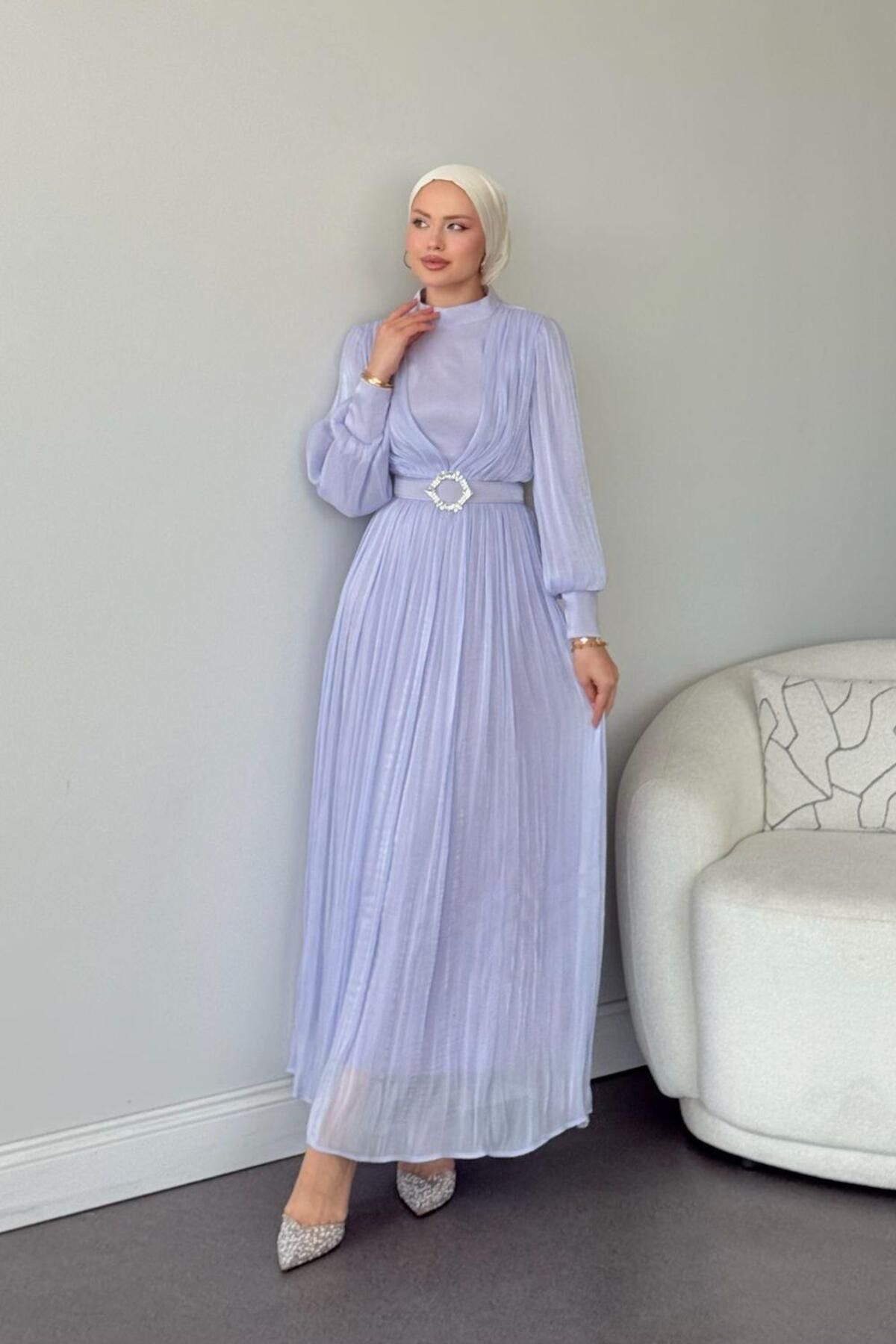 لباس شب پوشیده بنفش زنانه کمربند SEVAL BELI LILA Şule Giyim