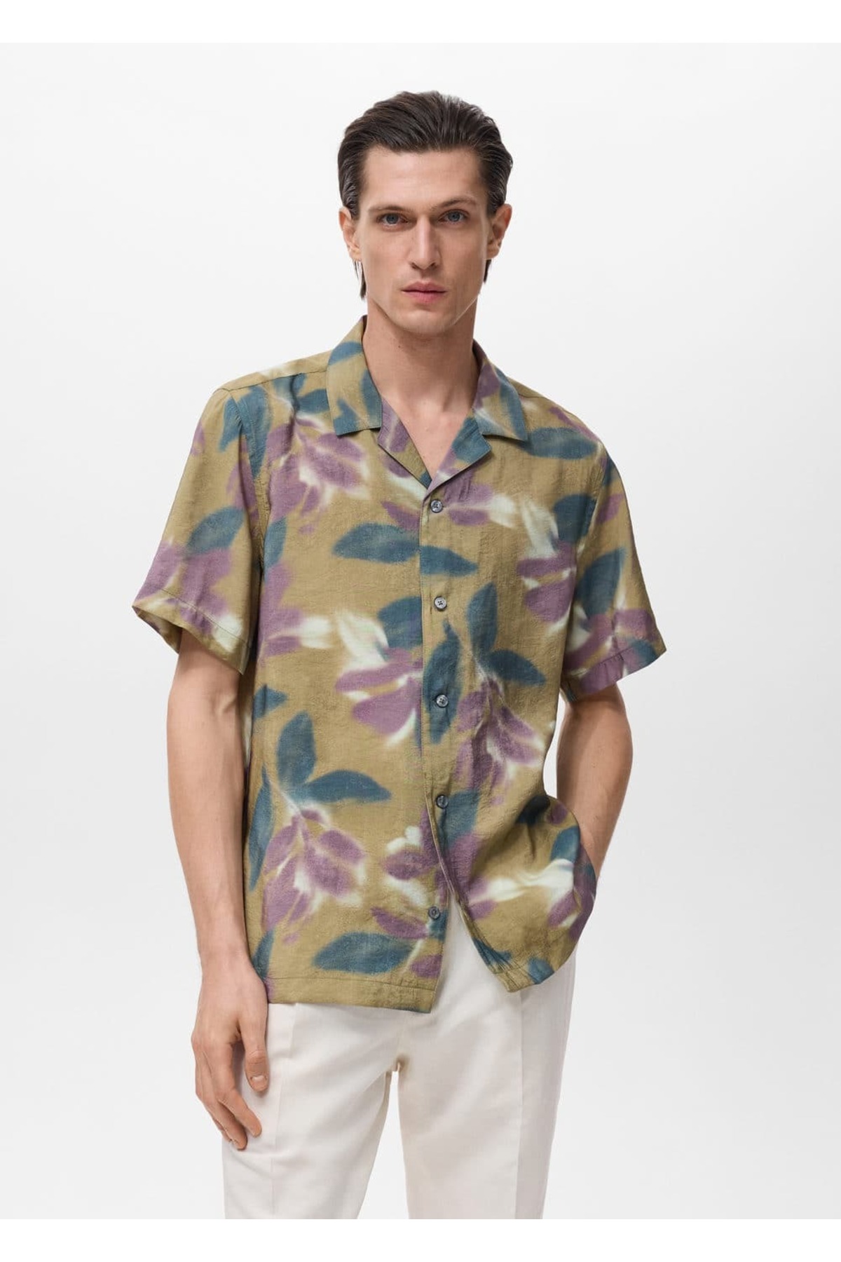 Kısa kollu desenli gömlek