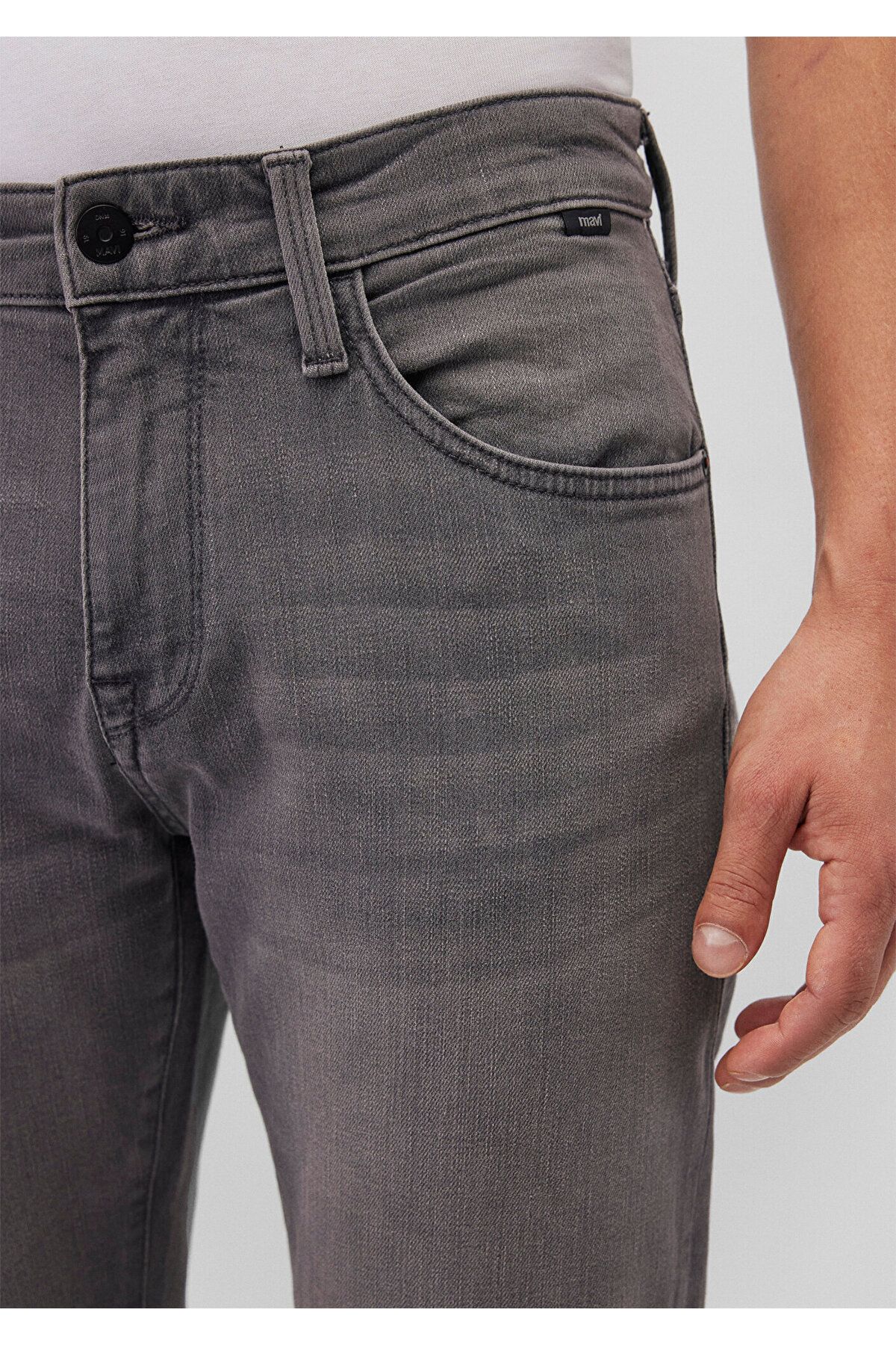 شلوار جین خاکستری مردانه مشکی روشن مارکوس 0035132195 Mavi