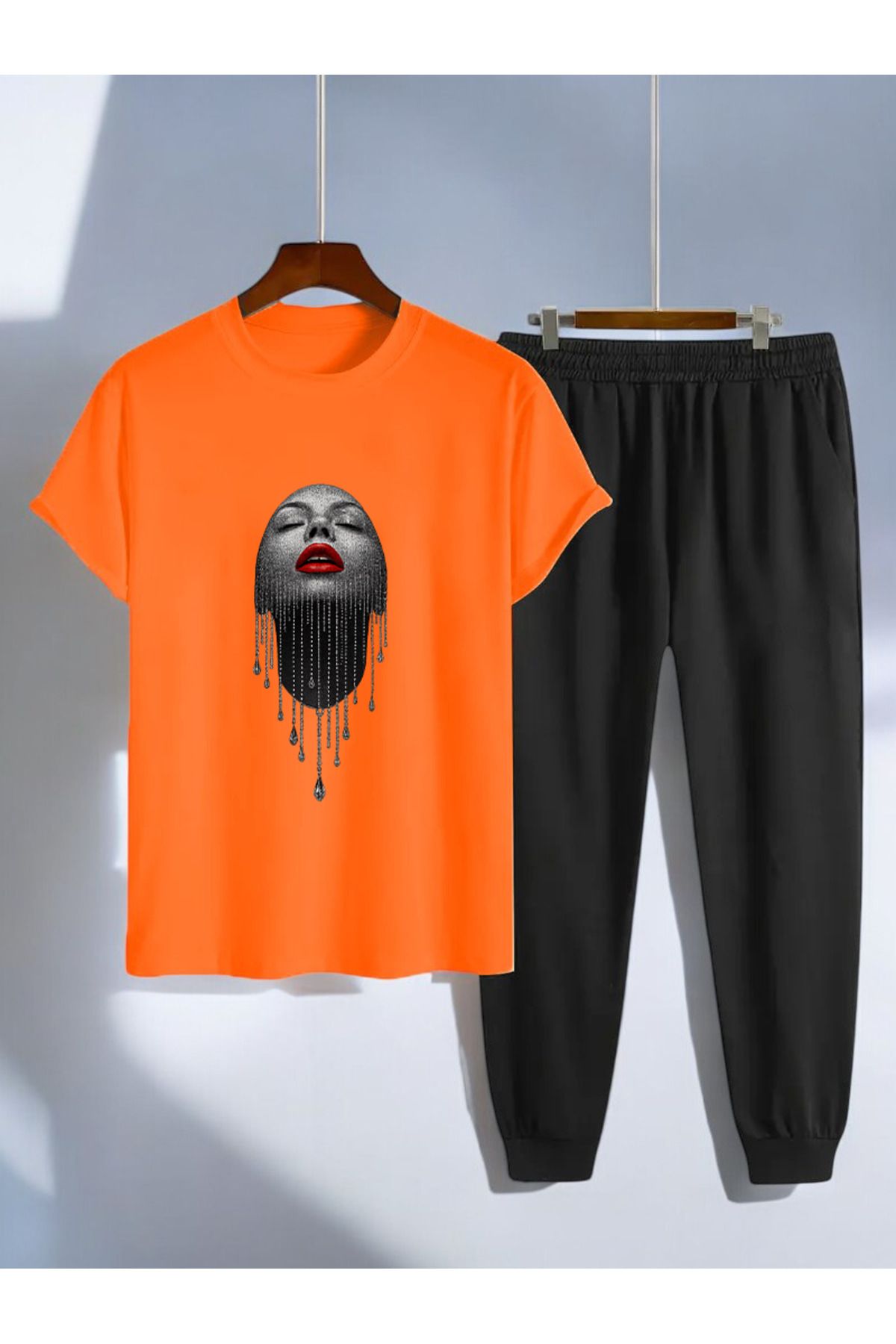 uyguntarz Unisex Pırlantalı Kadın Portresi Tasarım Basklı Tshirt Eşofman Takımı