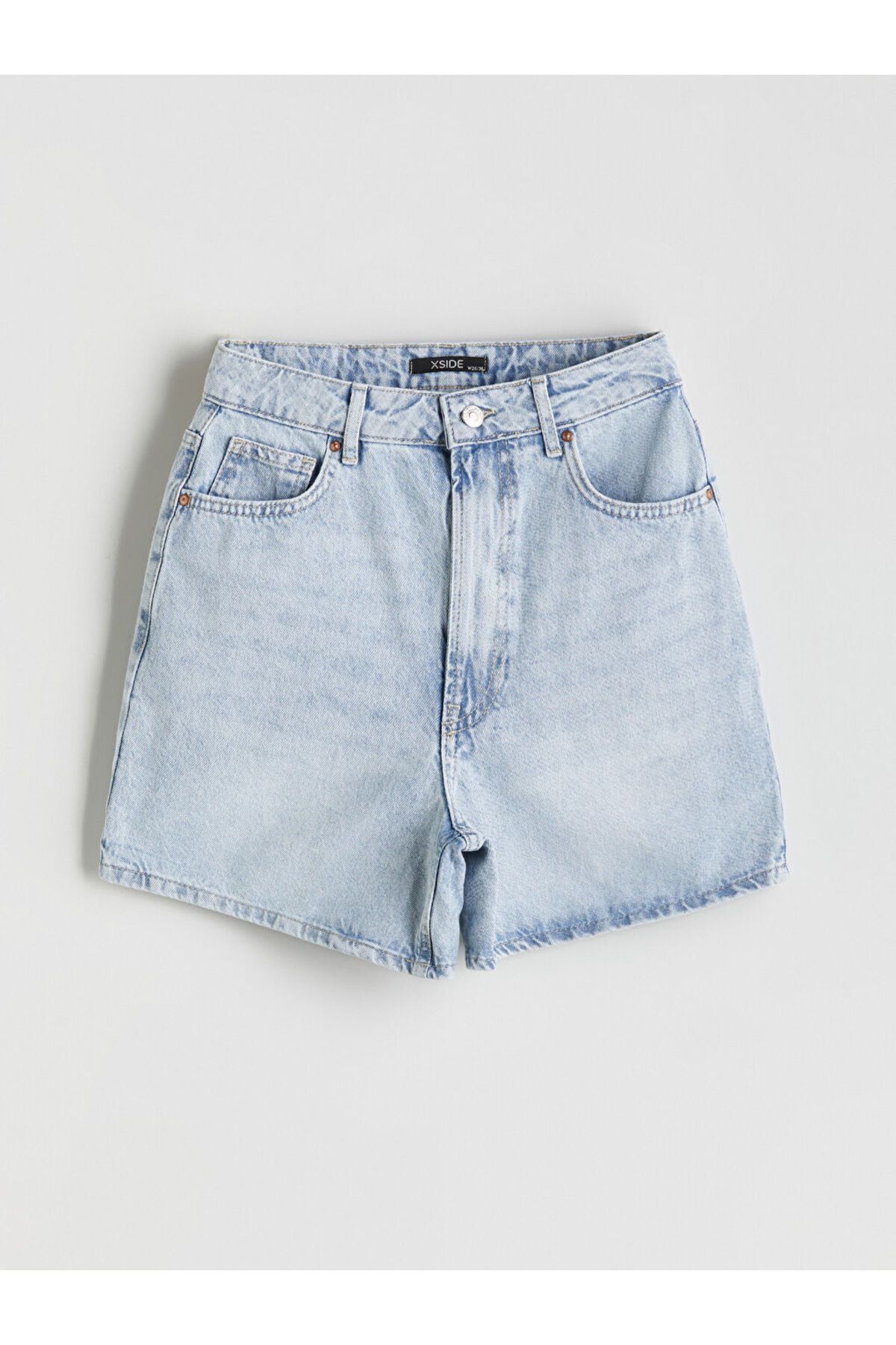 LC Waikiki LCW Standart Fit Kadın Jean Şort