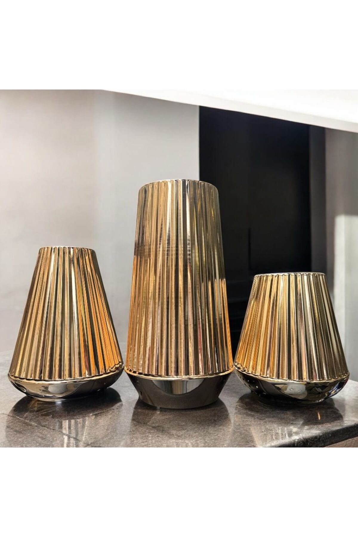 Peramari Dekoratif Metal Krom Kaplama Üçlü Füze Saksı Gold