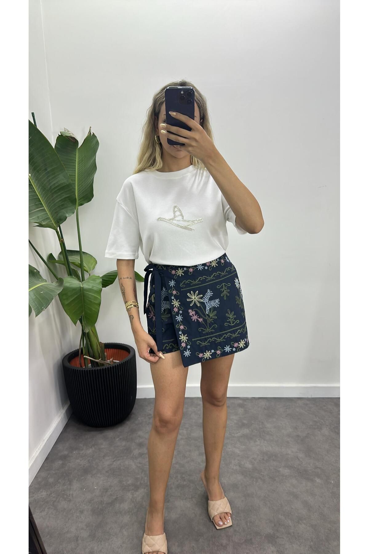 Acar Boutique Tasarım Desenli Şort Etek